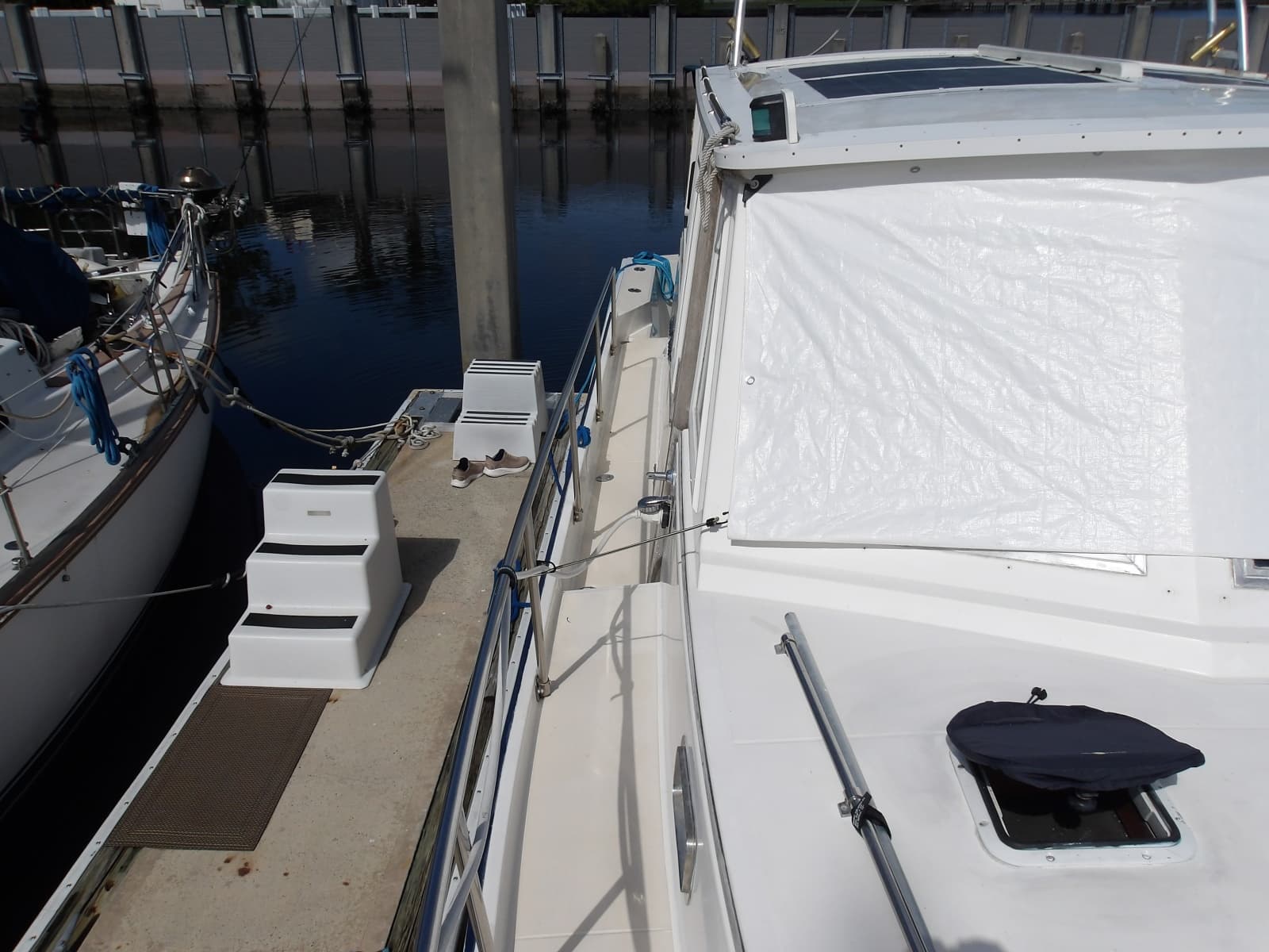 1990 Shannon Voyager 36 - Photo 35