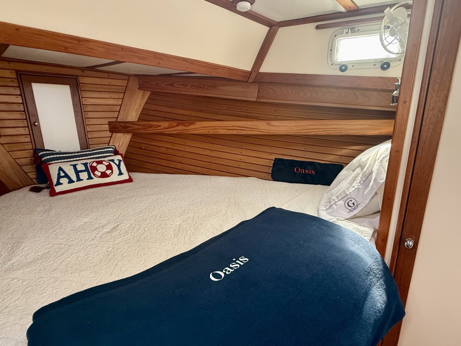 1987 Wilbur Flybridge Cruiser - Photo 58