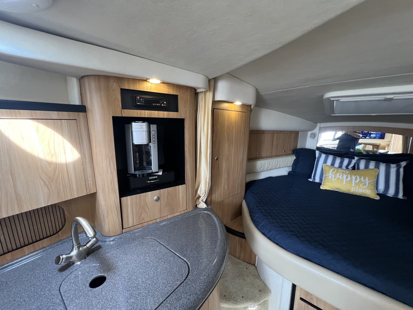 2006 Sea Ray 340 Sundancer - Photo 22