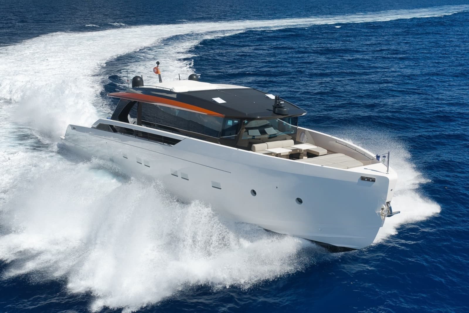 2026 Sanlorenzo SP92 - Photo 103