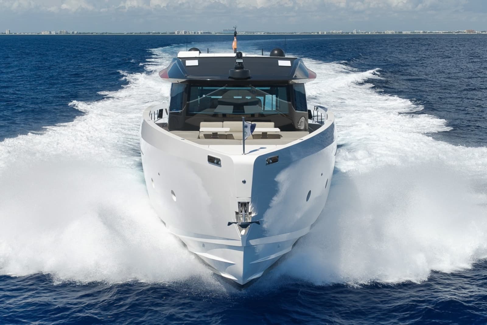 2026 Sanlorenzo SP92 - Photo 2