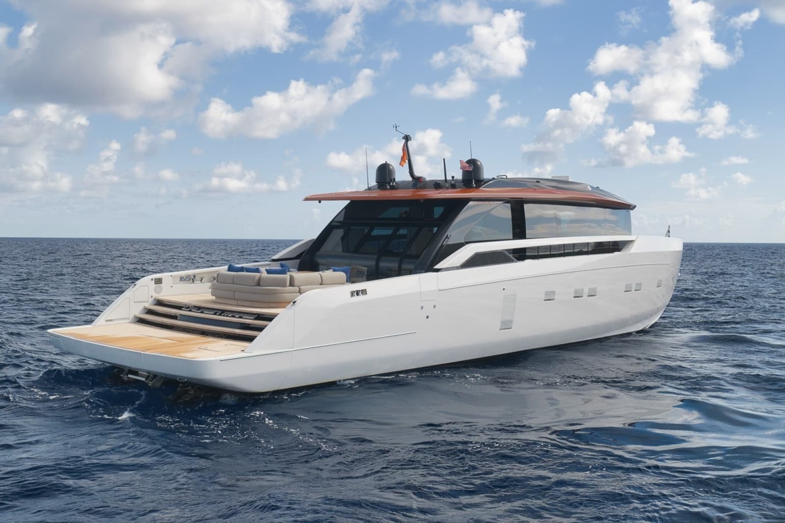 2026 Sanlorenzo SP92 - Photo 12