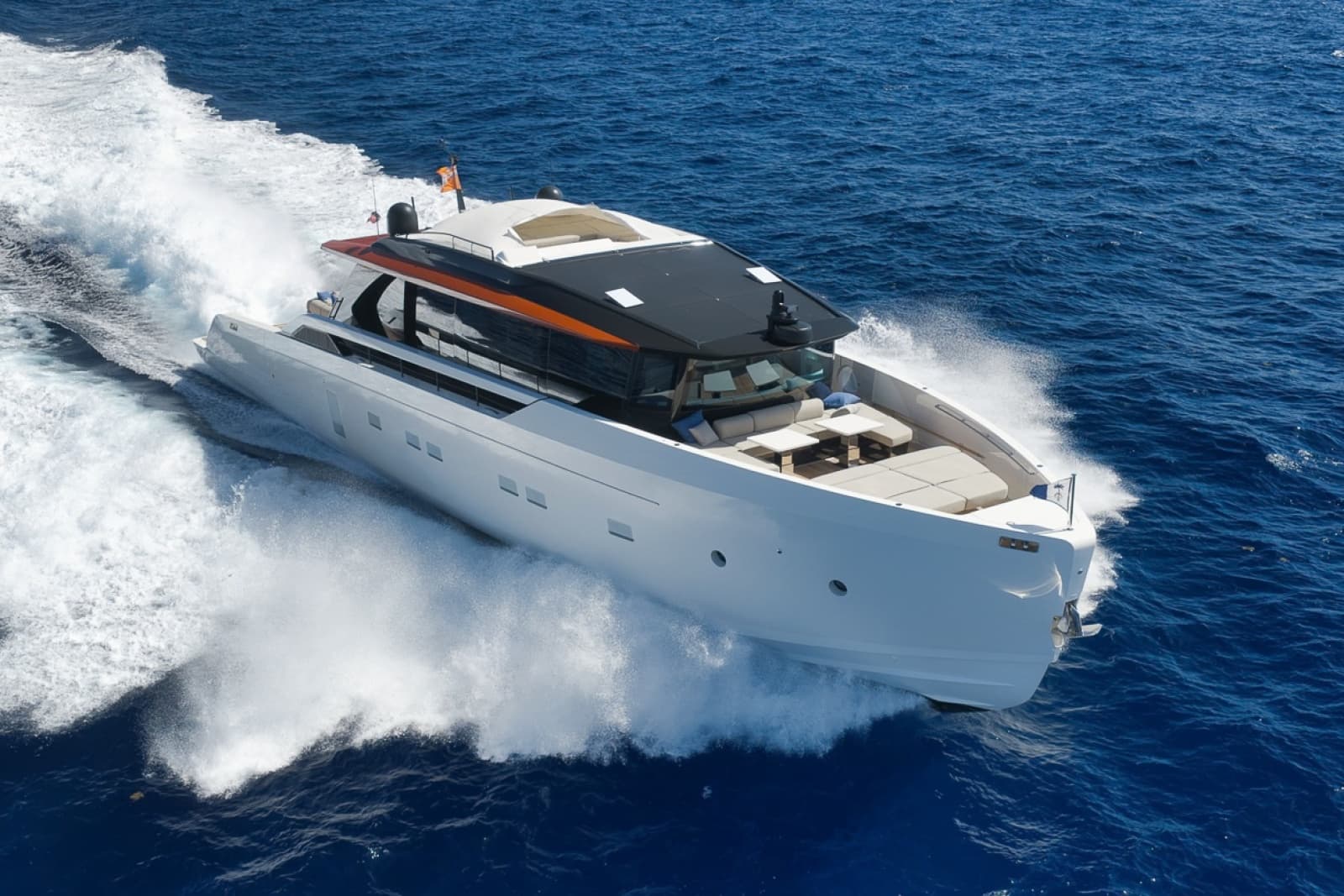 2026 Sanlorenzo SP92 - Photo 102