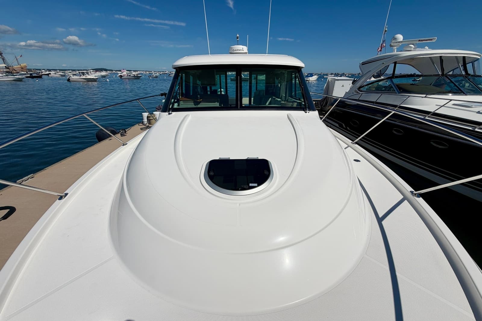 2020 Tiara Yachts C39 Coupe - Photo 48