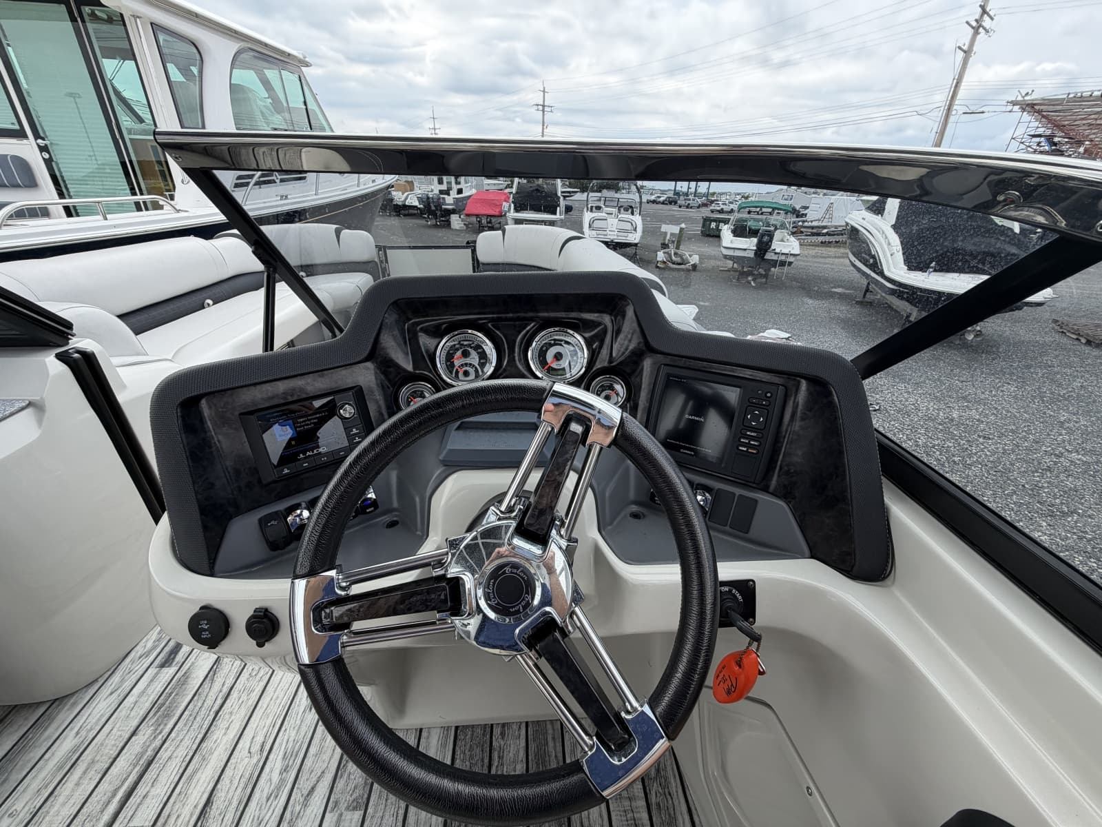2019 Avalon Catalina Elite - 27' - Photo 12