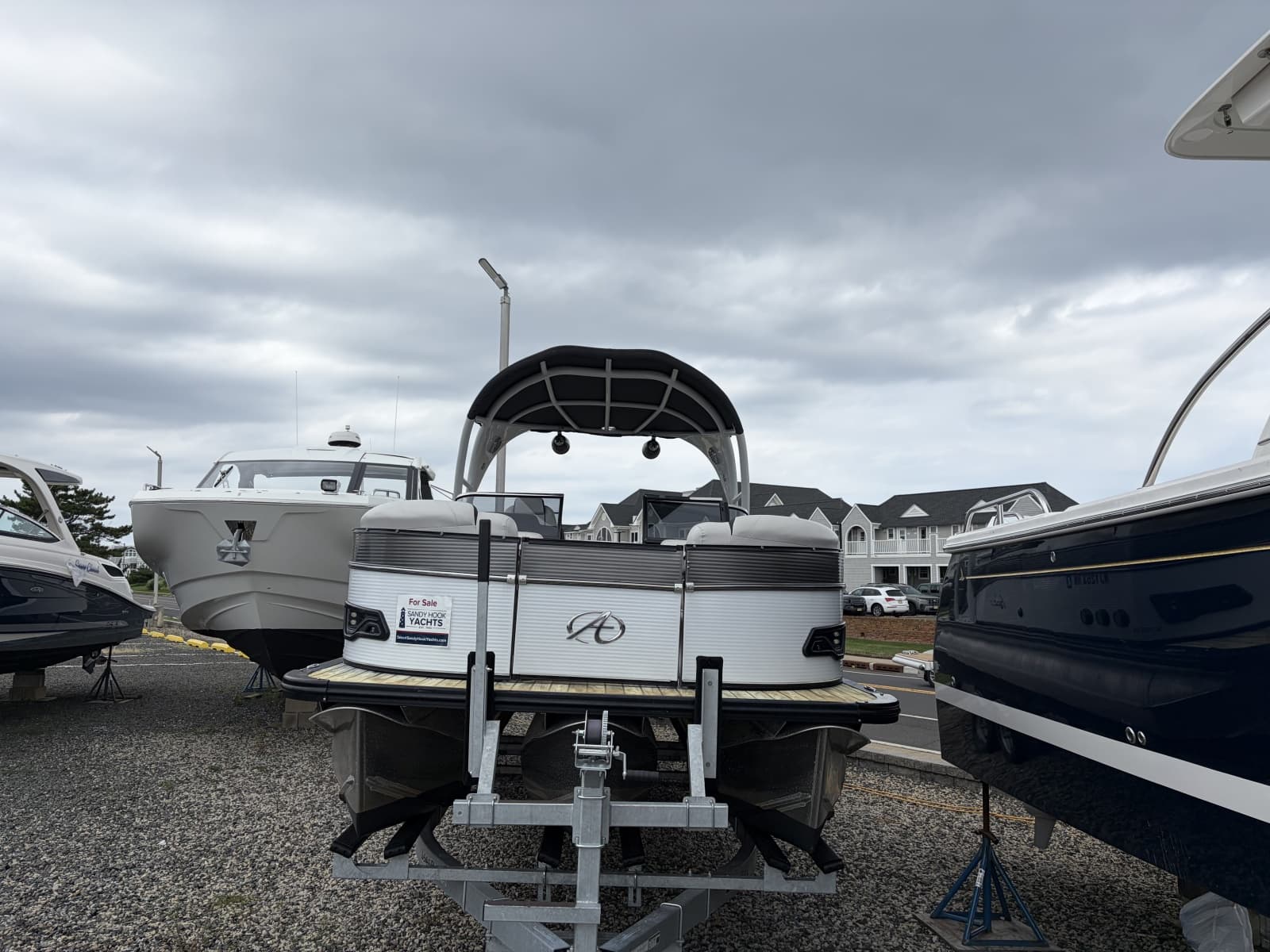 2019 Avalon Catalina Elite - 27' - Photo 4