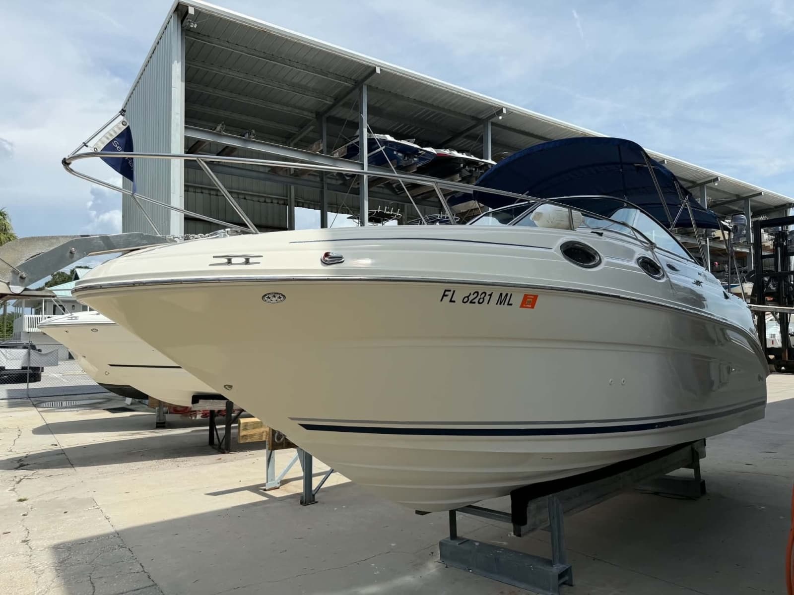 2004 Sea Ray 240 Sundancer - Photo 6