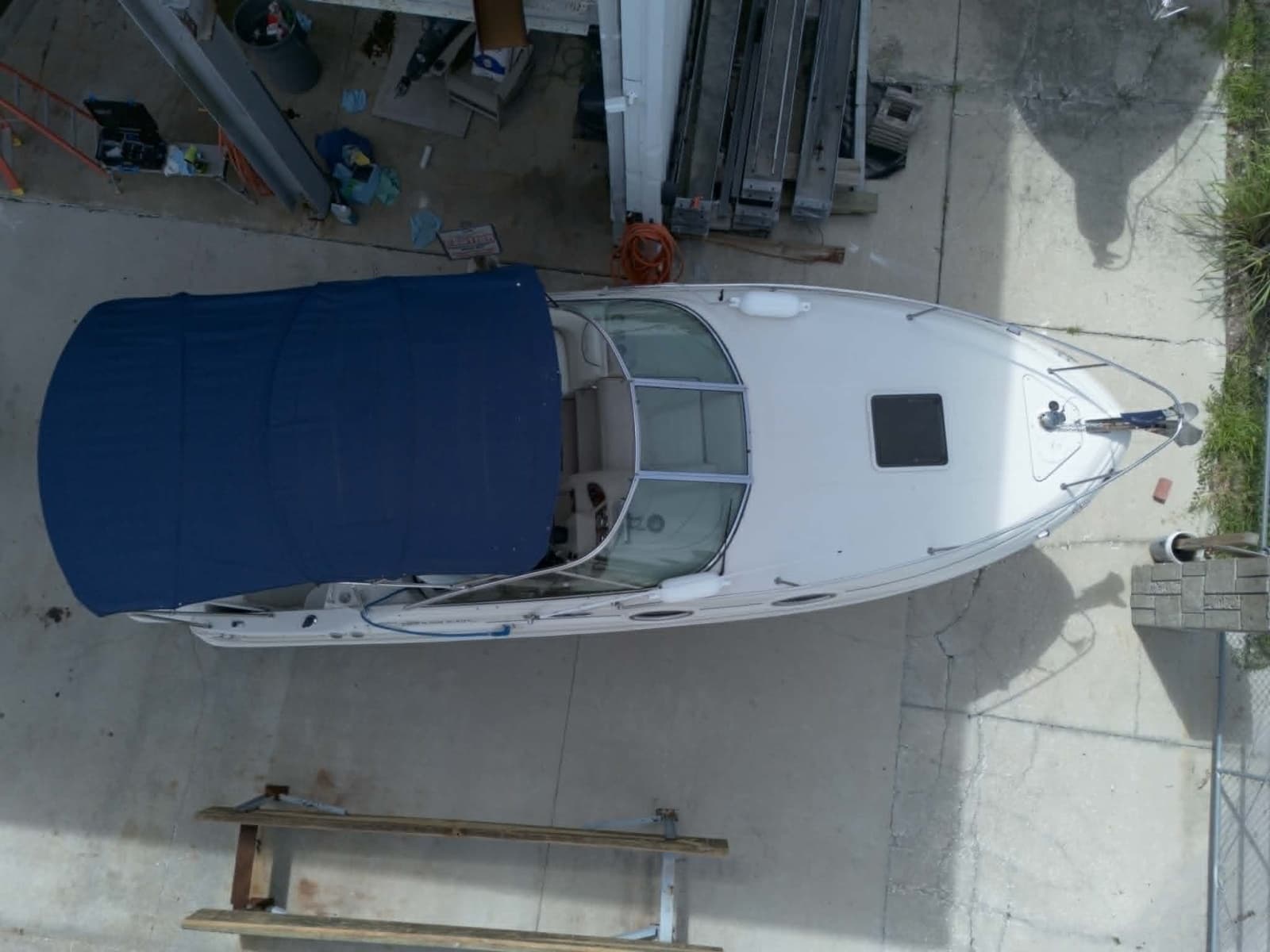 2004 Sea Ray 240 Sundancer - Photo 17