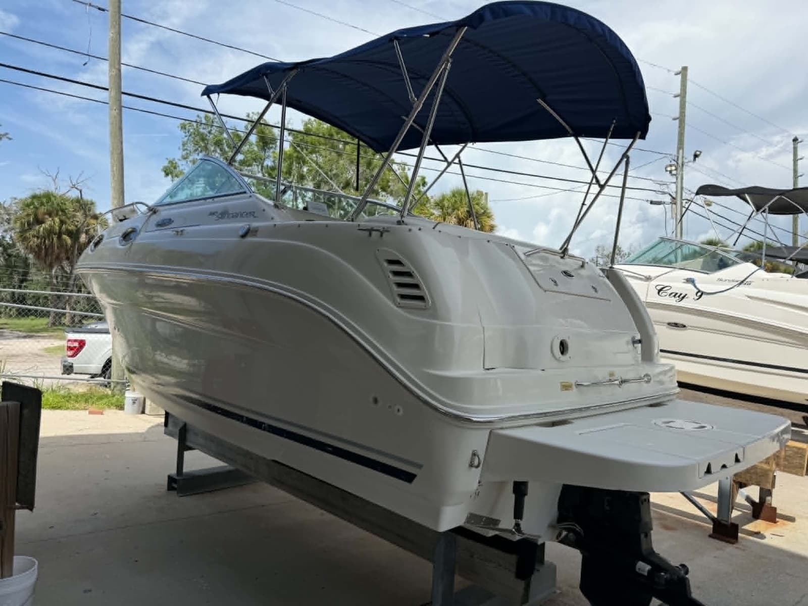 2004 Sea Ray 240 Sundancer - Photo 8