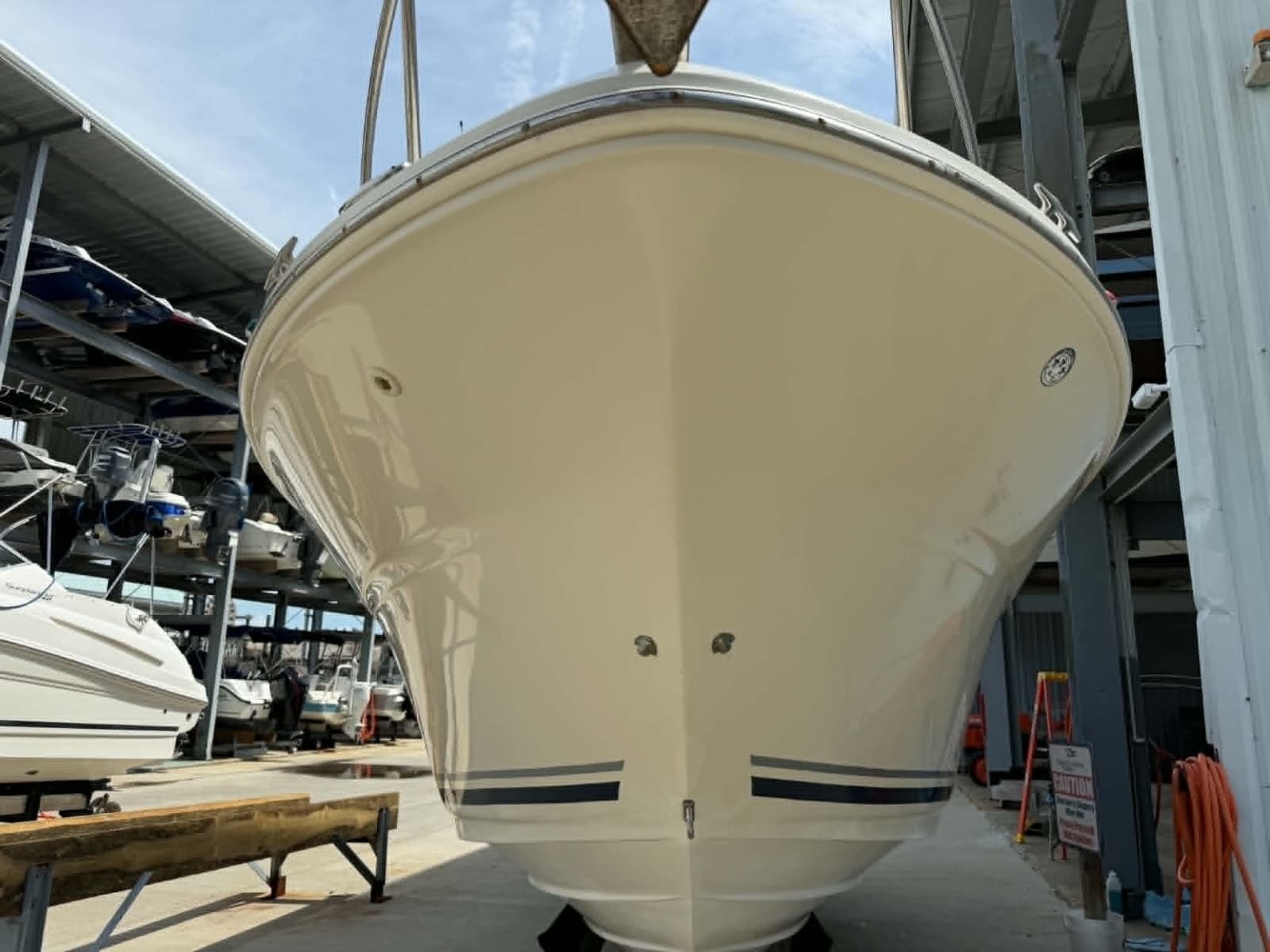 2004 Sea Ray 240 Sundancer - Photo 7