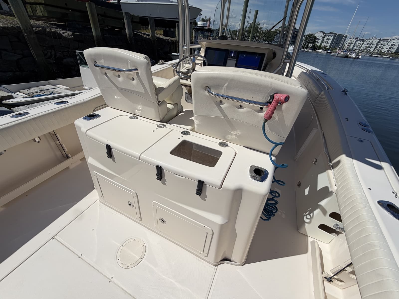 2011 Grady-White 306 Canyon - Photo 9