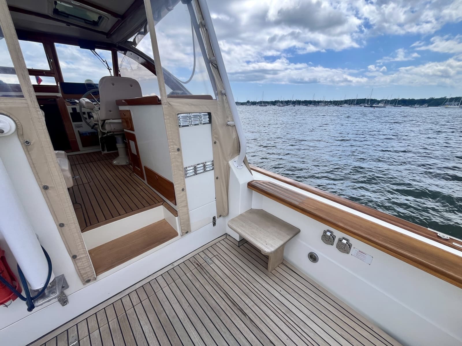 2001 Little Harbor Whisper Jet 38 Prop - Photo 9