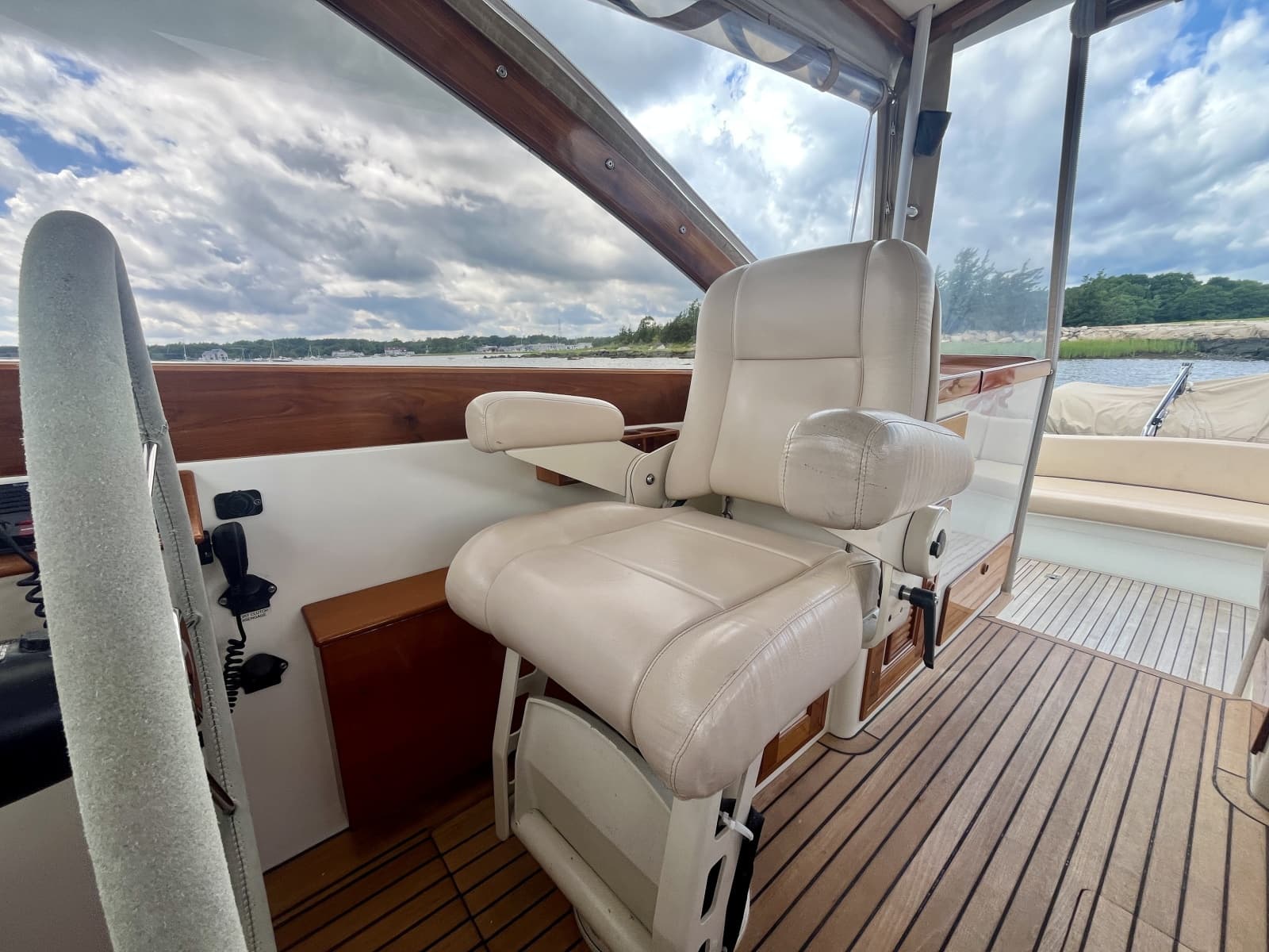 2001 Little Harbor Whisper Jet 38 Prop - Photo 29