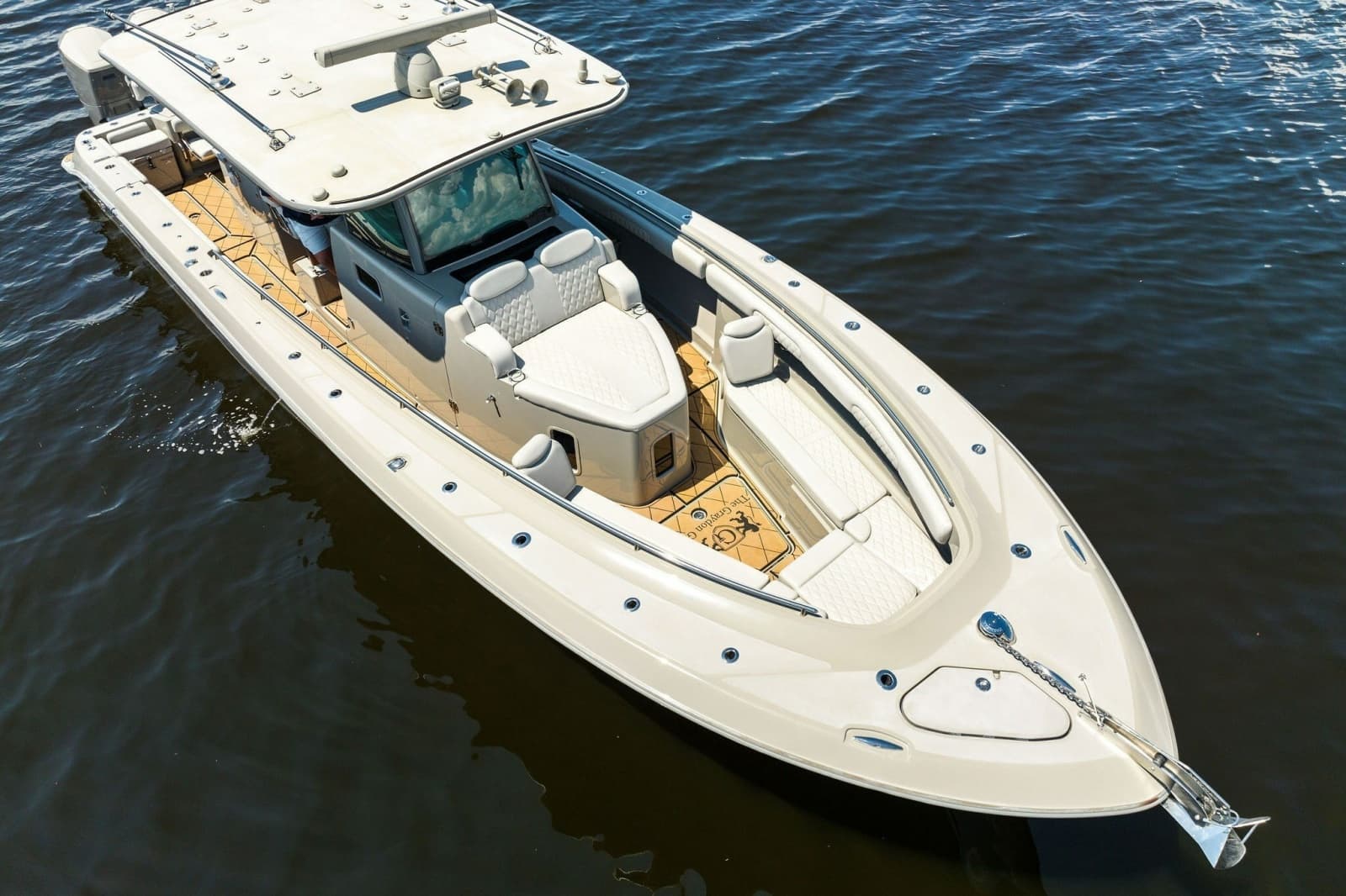 2023 HCB 42 Lujo - Photo 2