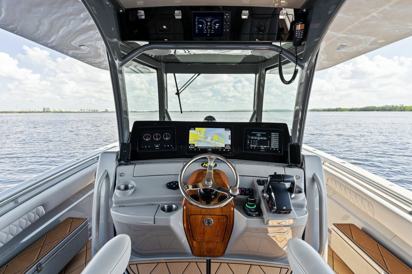 2023 HCB 42 Lujo - Photo 36