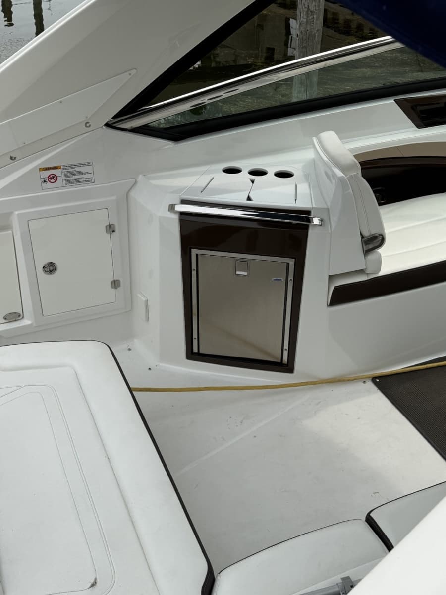 2016 Monterey 328SS - Photo 3