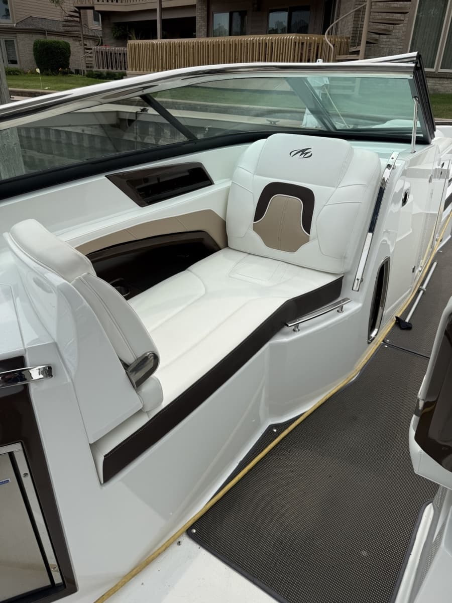 2016 Monterey 328SS - Photo 9