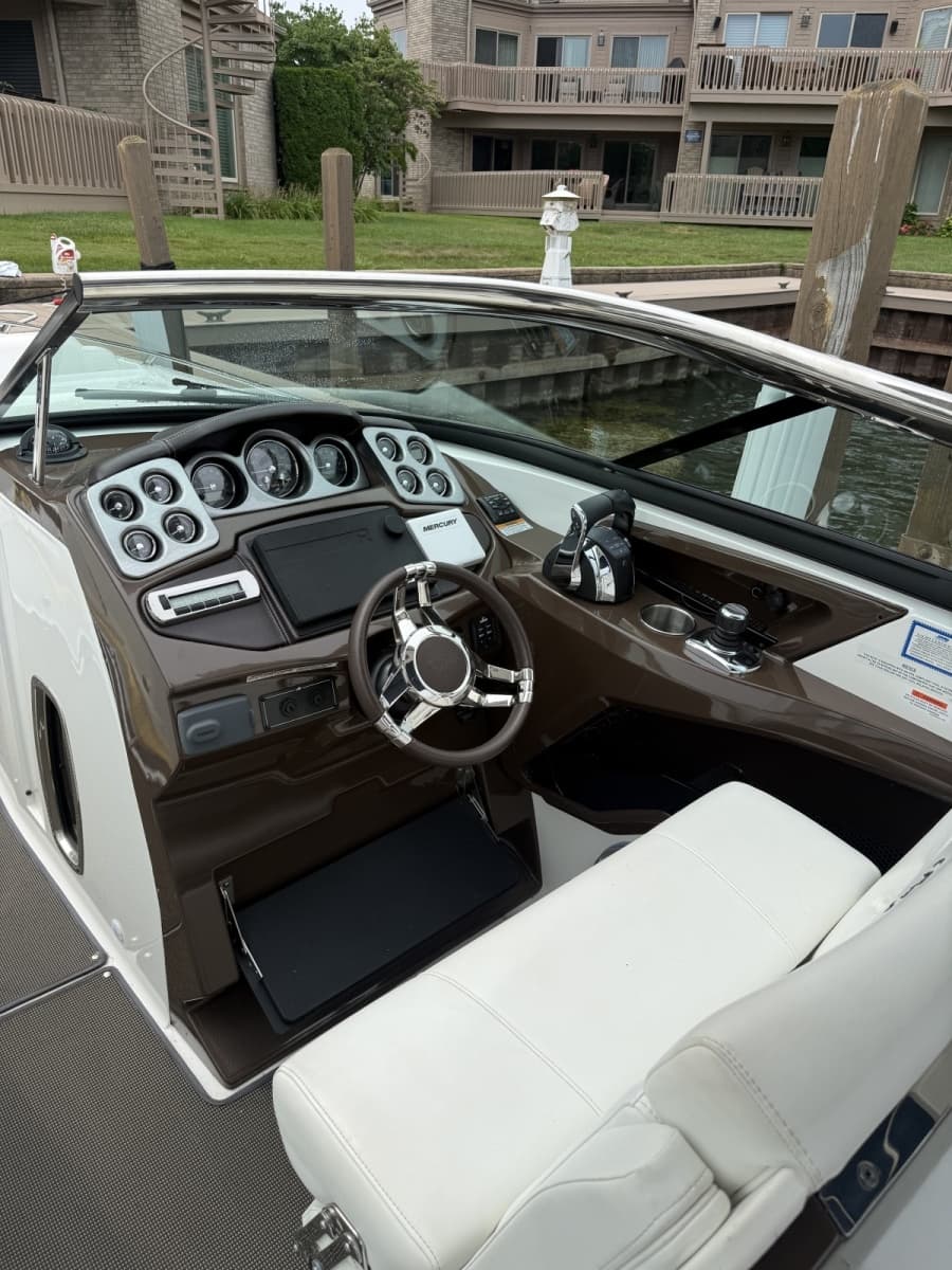 2016 Monterey 328SS - Photo 10