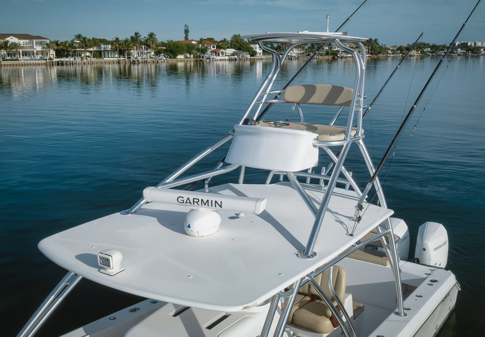 2017 Bahama 37 - Photo 16