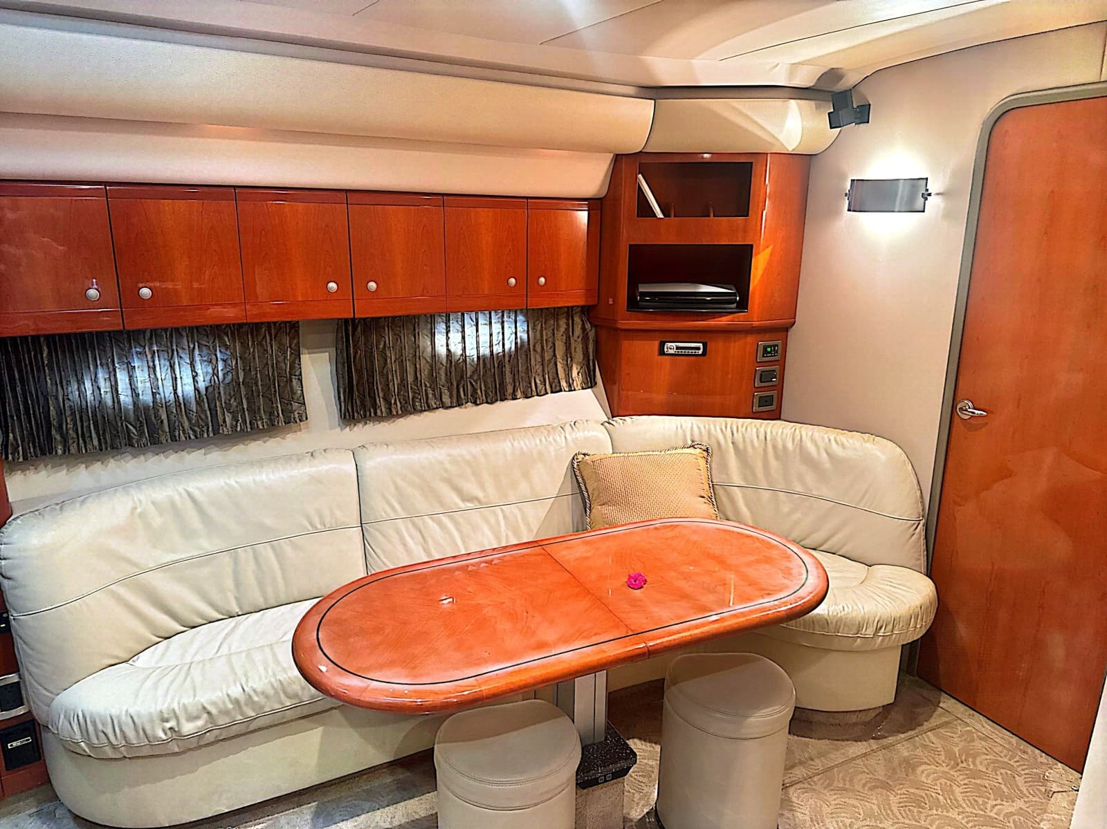 2006 Formula 48 Sport Yacht - Photo 23