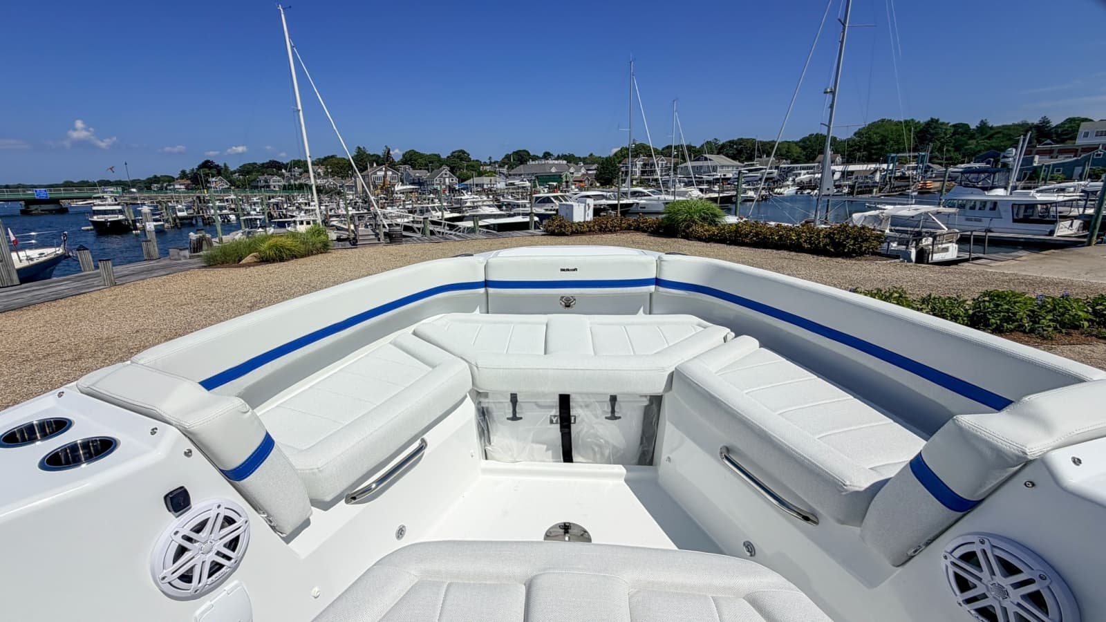 2027 Wellcraft 28 Explorer - Photo 12