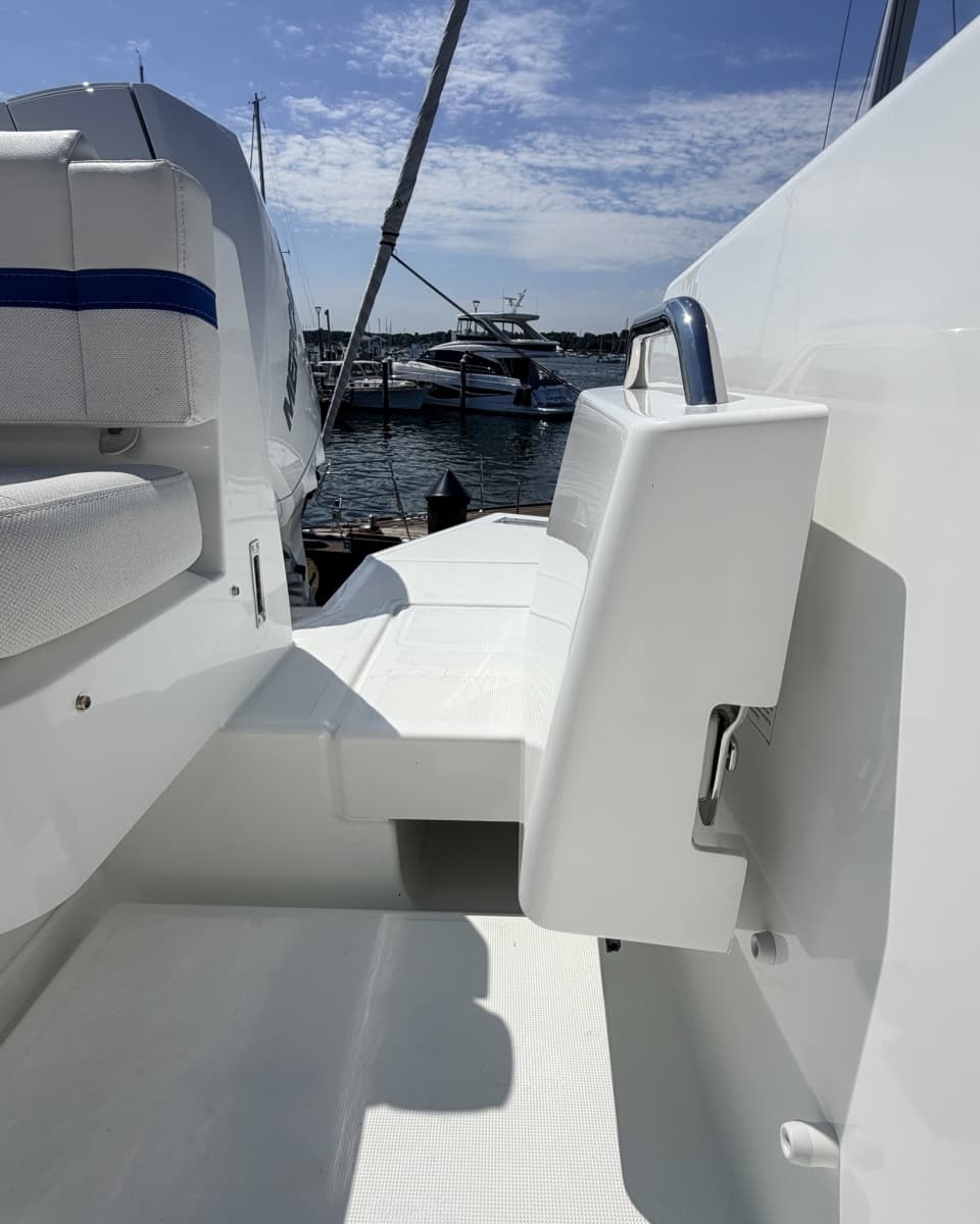 2027 Wellcraft 28 Explorer - Photo 21