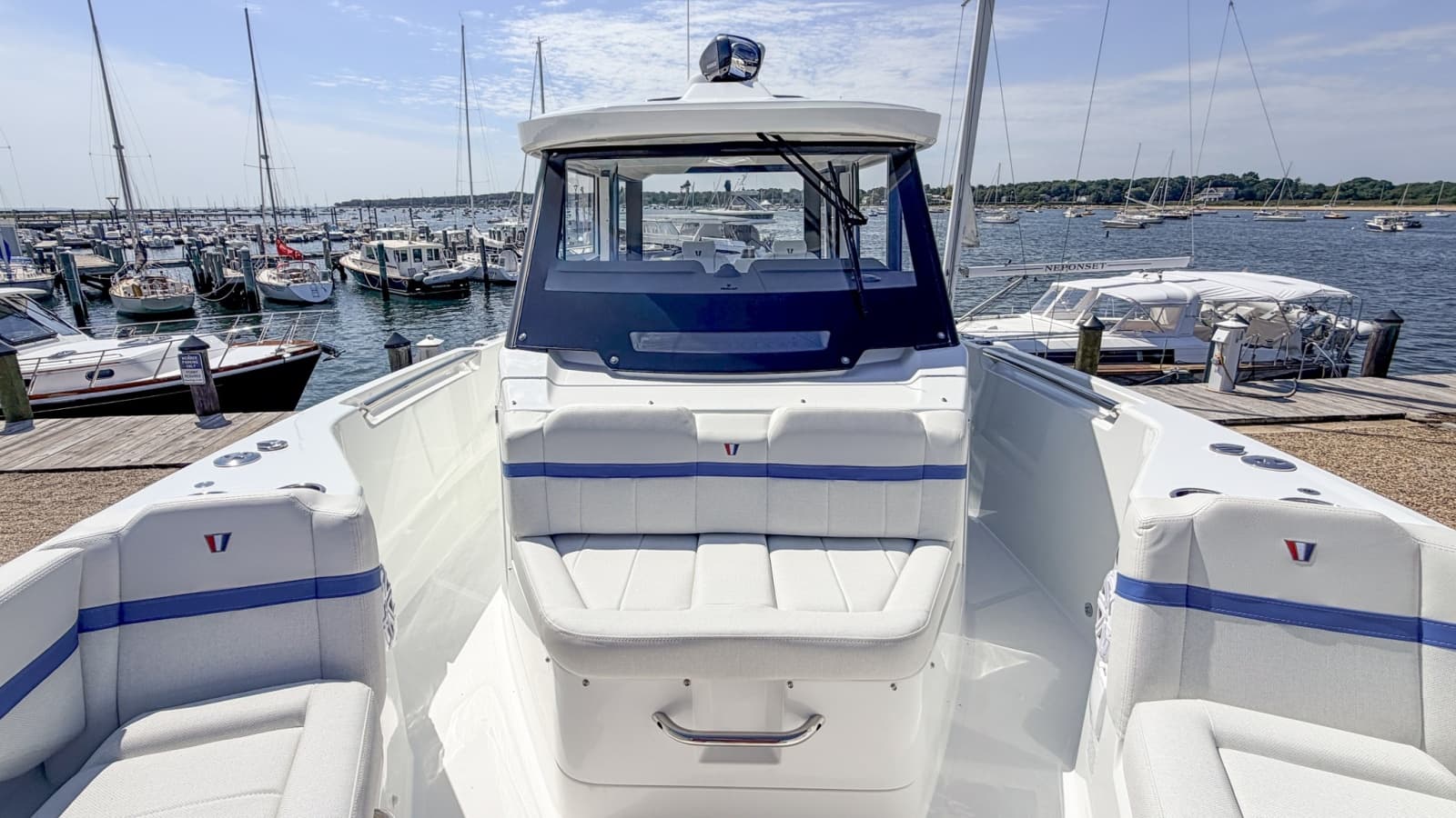 2027 Wellcraft 28 Explorer - Photo 13