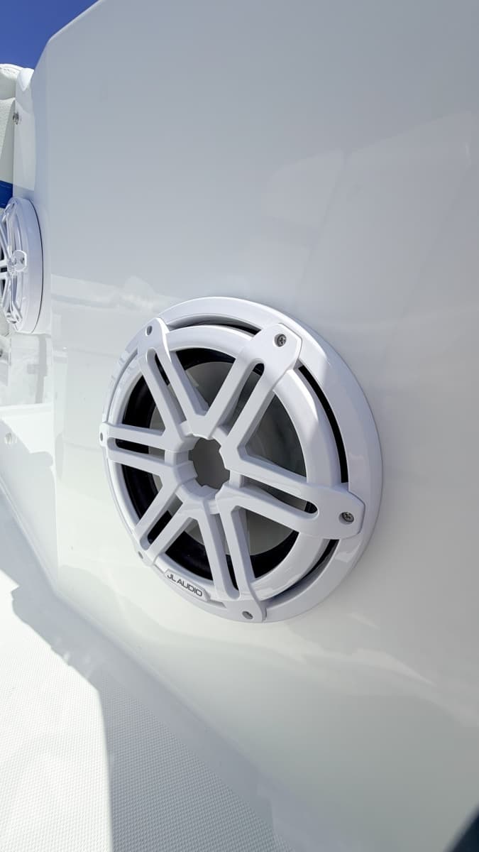 2027 Wellcraft 28 Explorer - Photo 19
