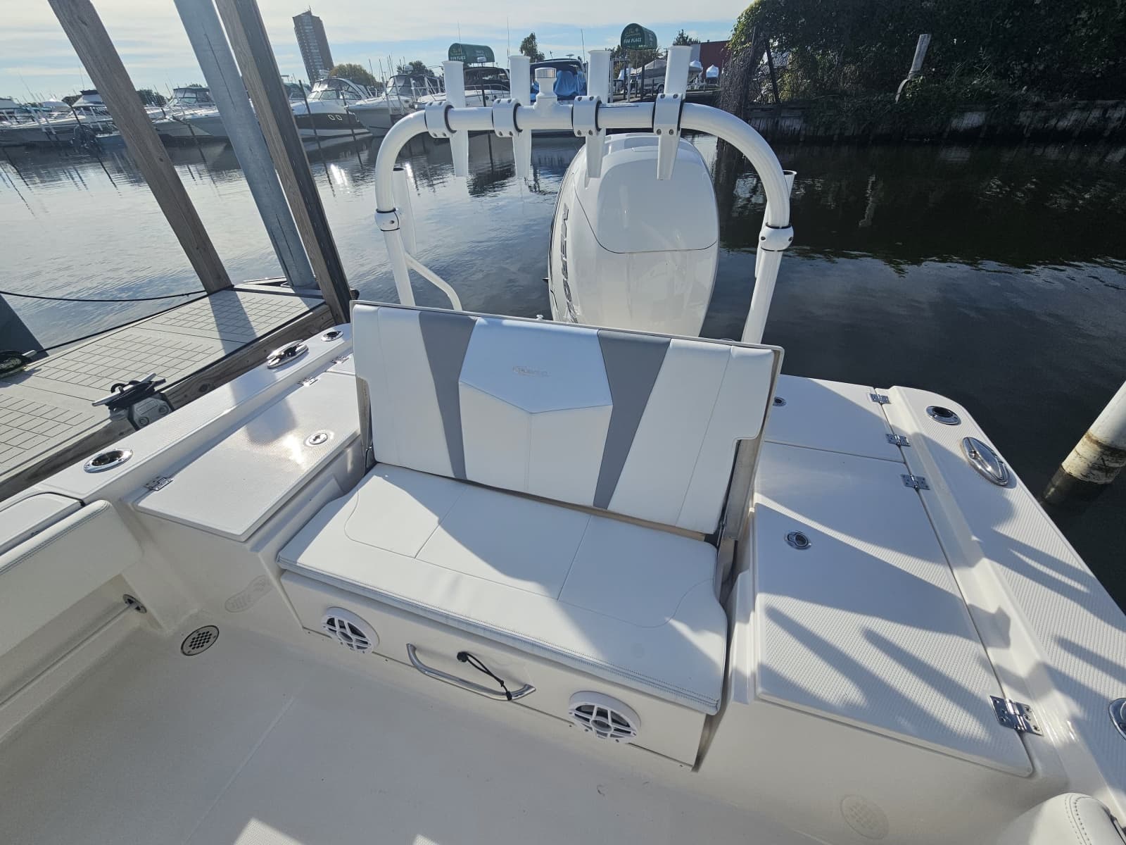 2023 Robalo 266 Cayman - Photo 12