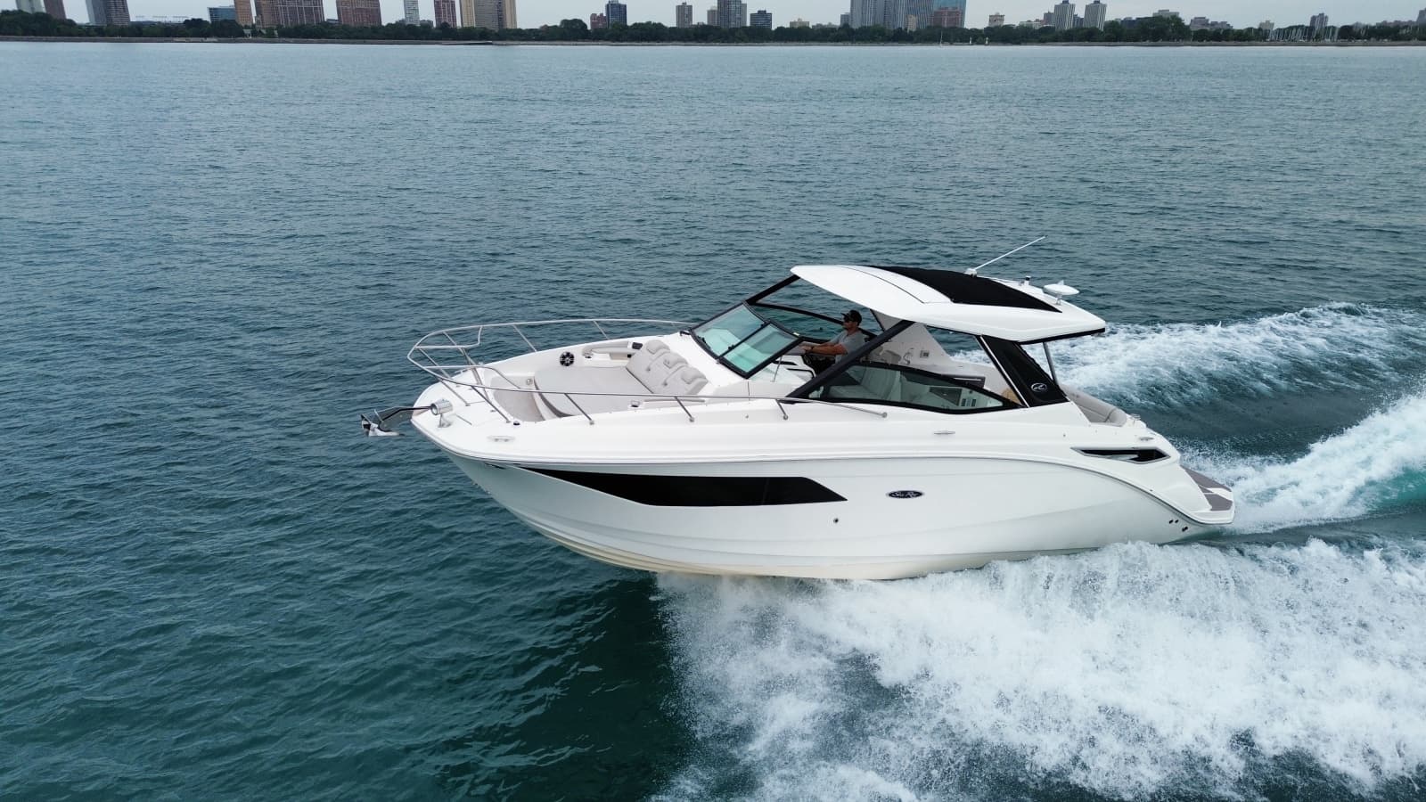 2023 Sea Ray Sundancer 320 - Photo 5