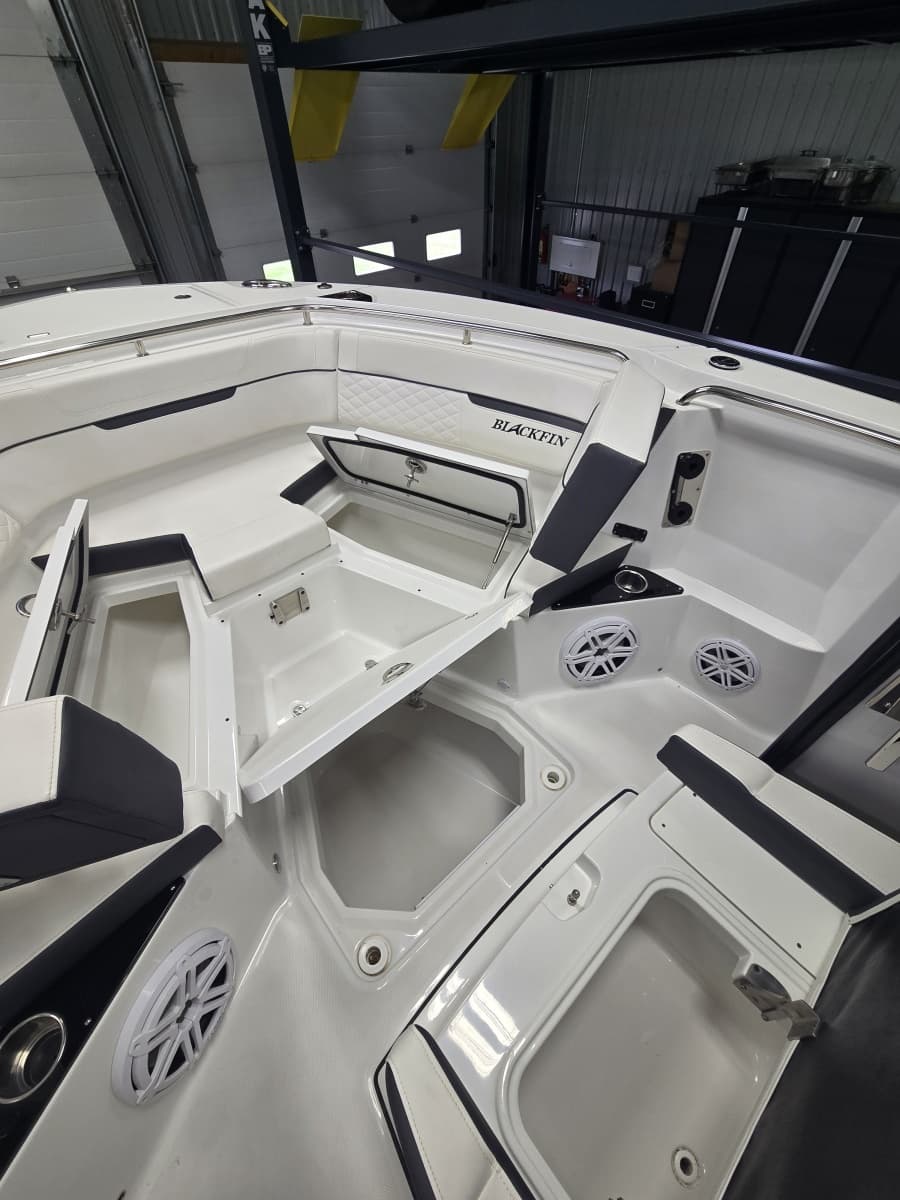 2023 Blackfin 272 CC - Photo 2