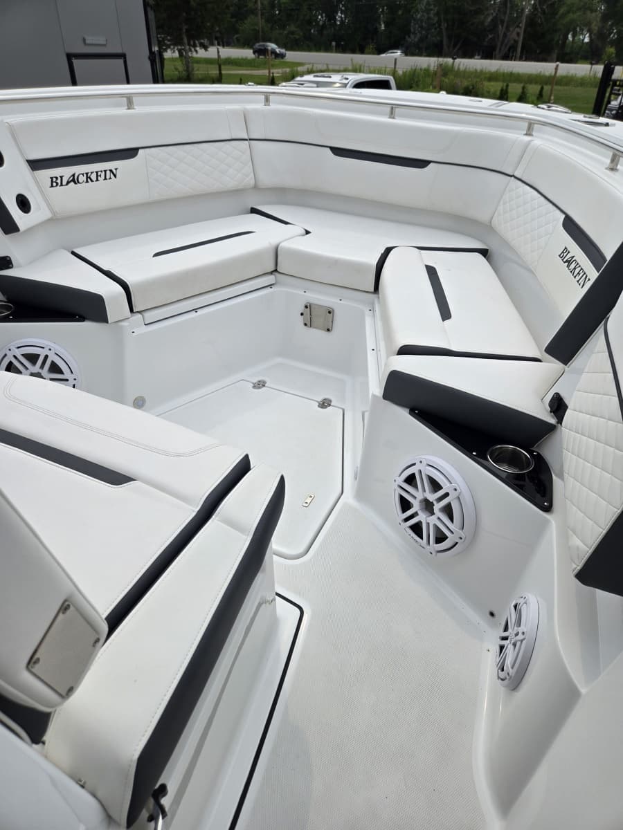 2023 Blackfin 272 CC - Photo 29