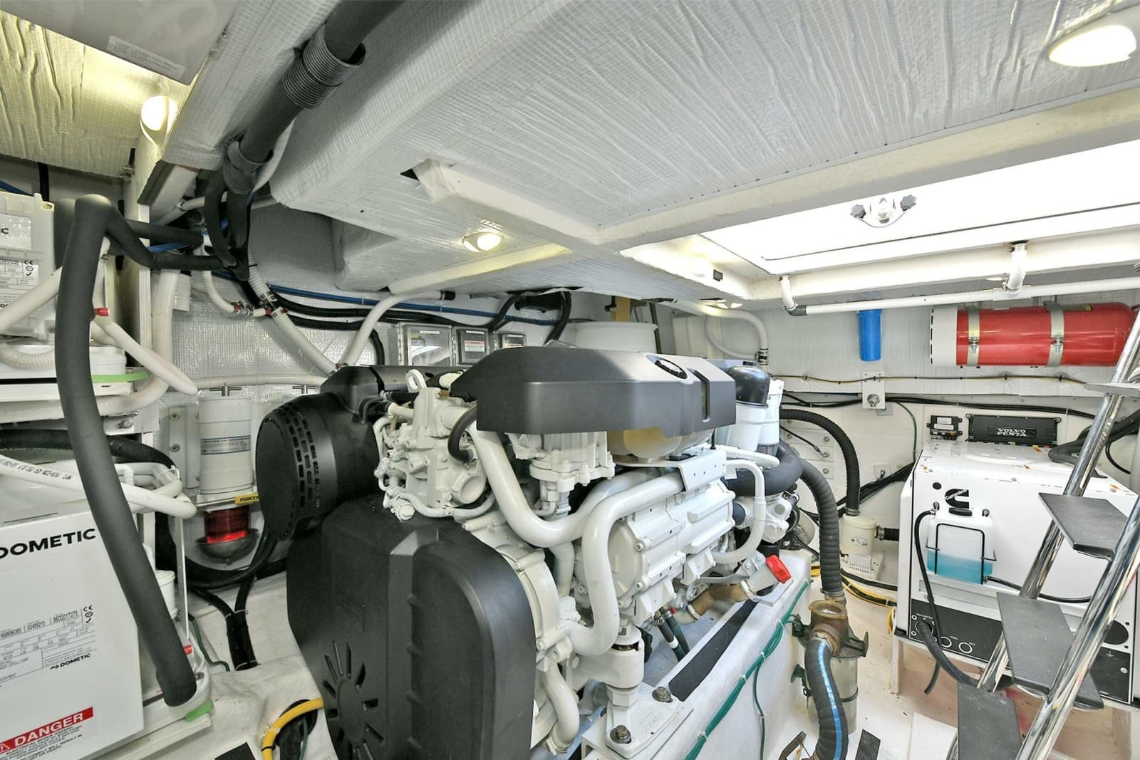 2021 Sabre 48 Salon Express - Photo 32