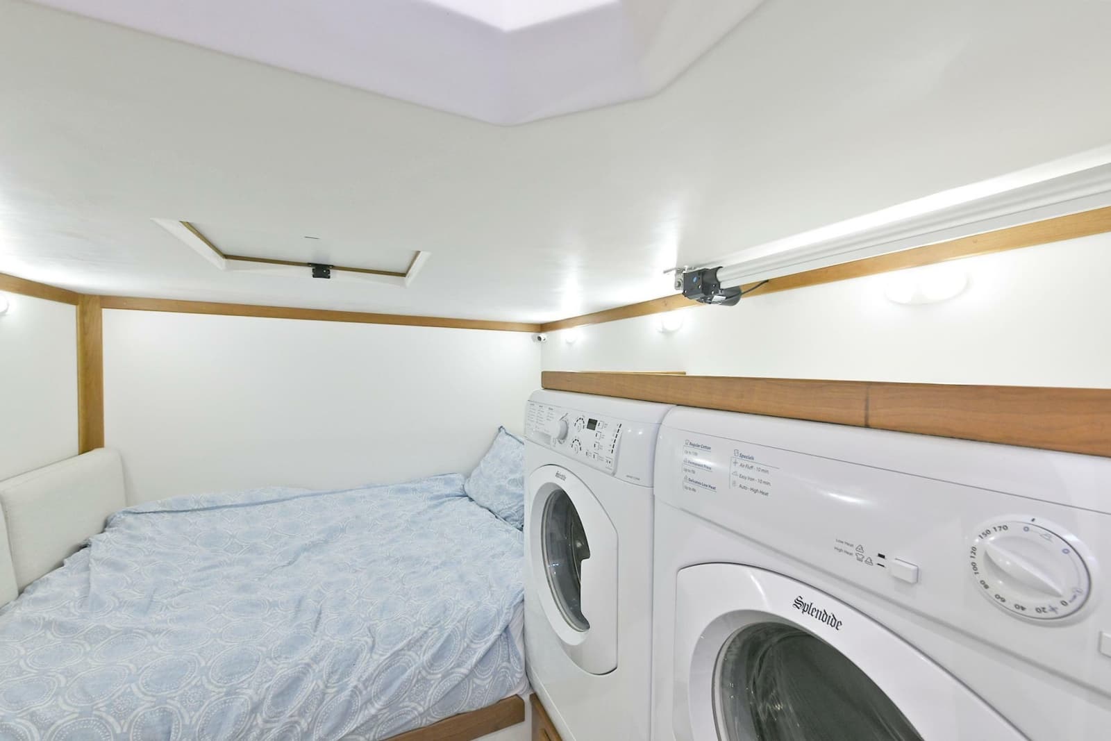 2021 Sabre 48 Salon Express - Photo 42