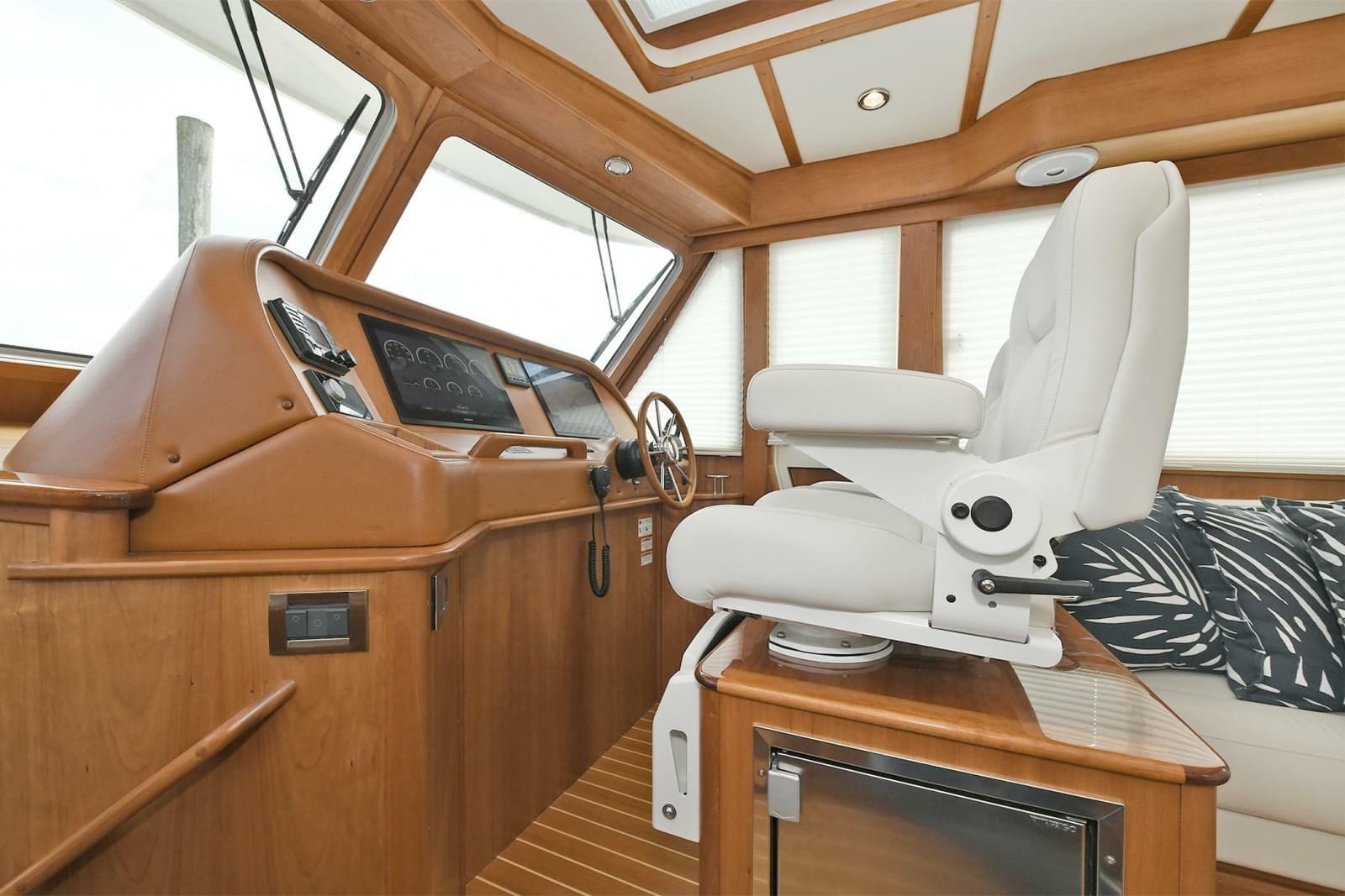 2021 Sabre 48 Salon Express - Photo 73