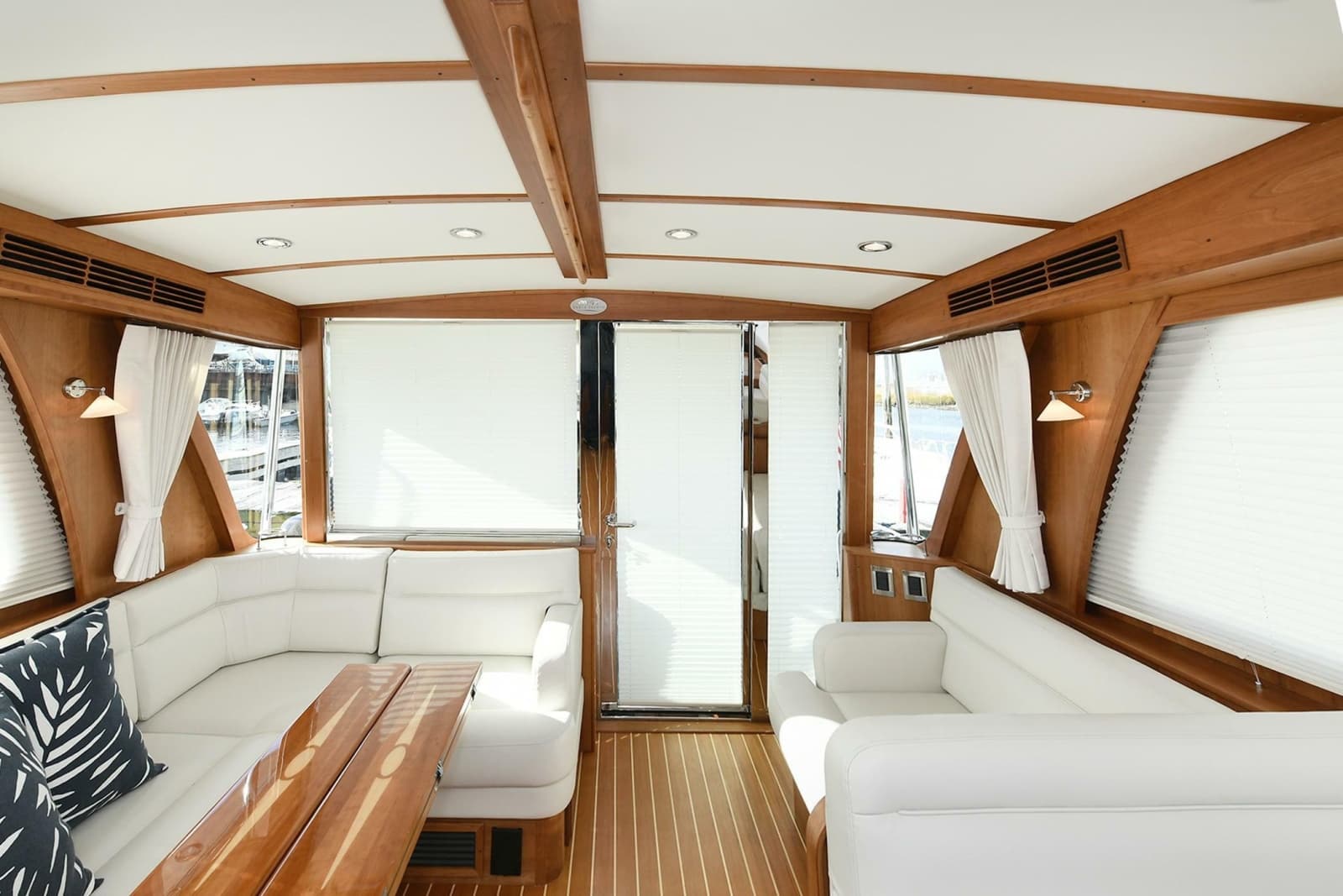 2021 Sabre 48 Salon Express - Photo 65