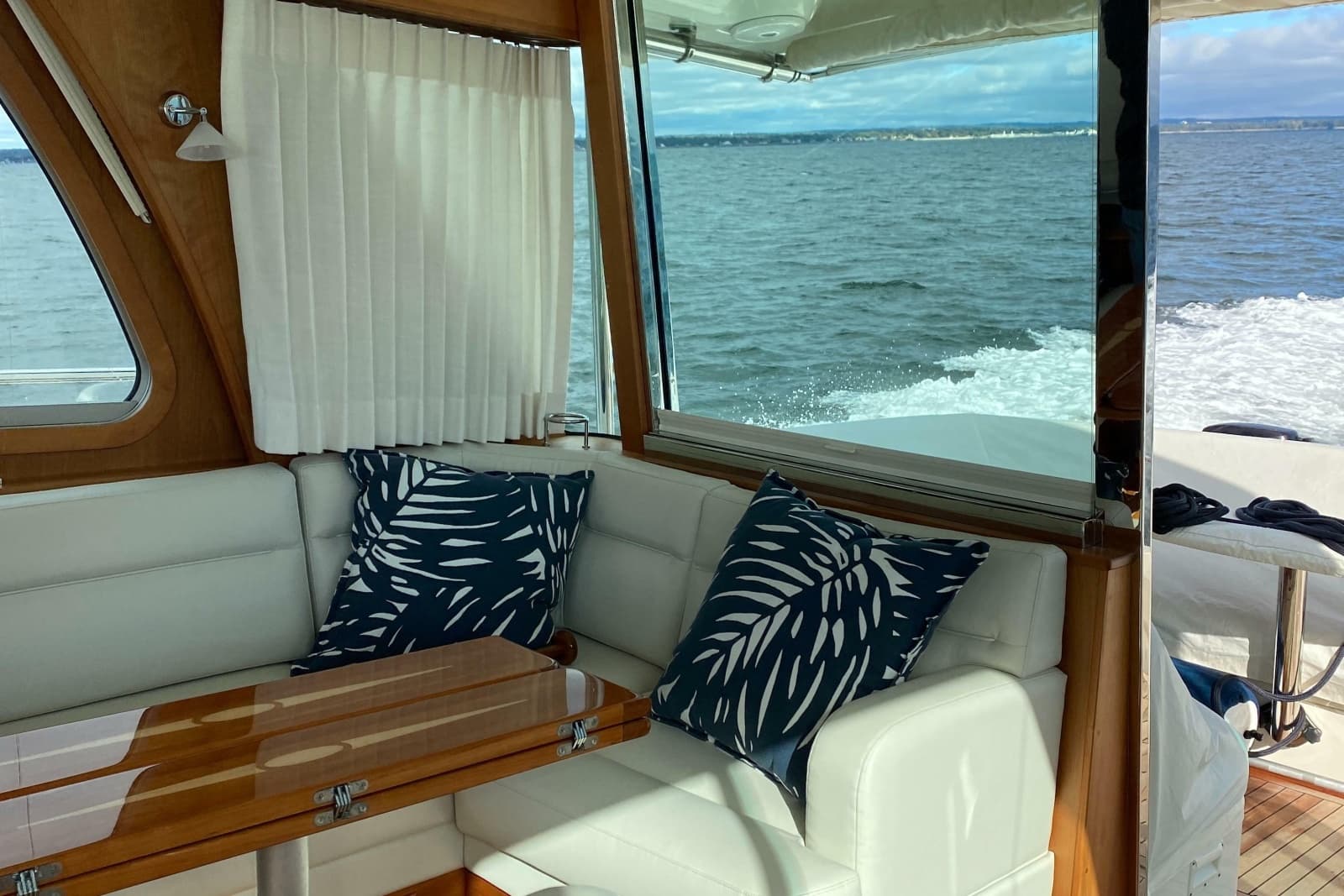 2021 Sabre 48 Salon Express - Photo 114