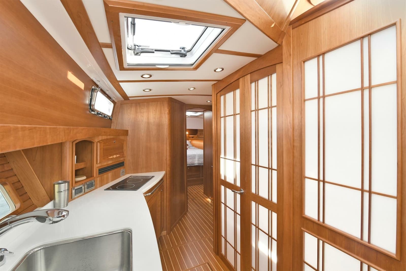 2021 Sabre 48 Salon Express - Photo 80