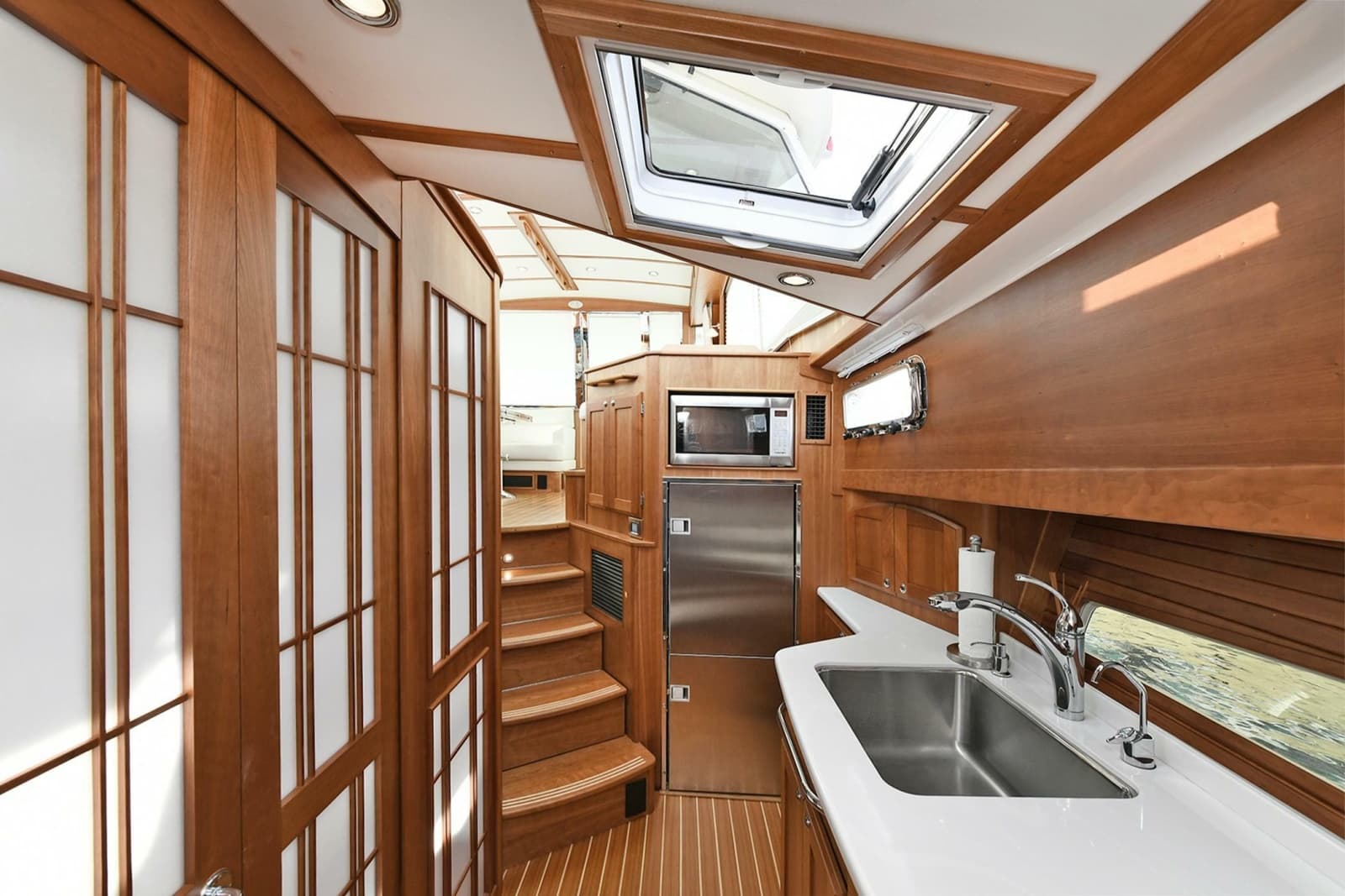 2021 Sabre 48 Salon Express - Photo 81