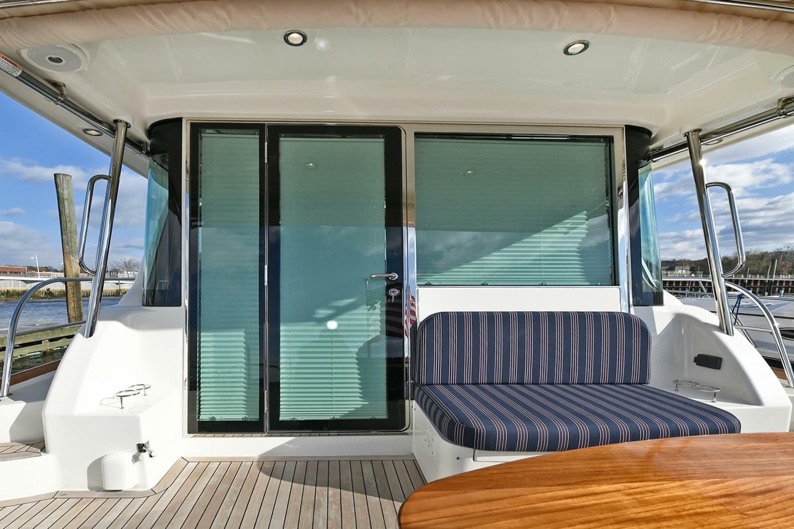 2021 Sabre 48 Salon Express - Photo 22