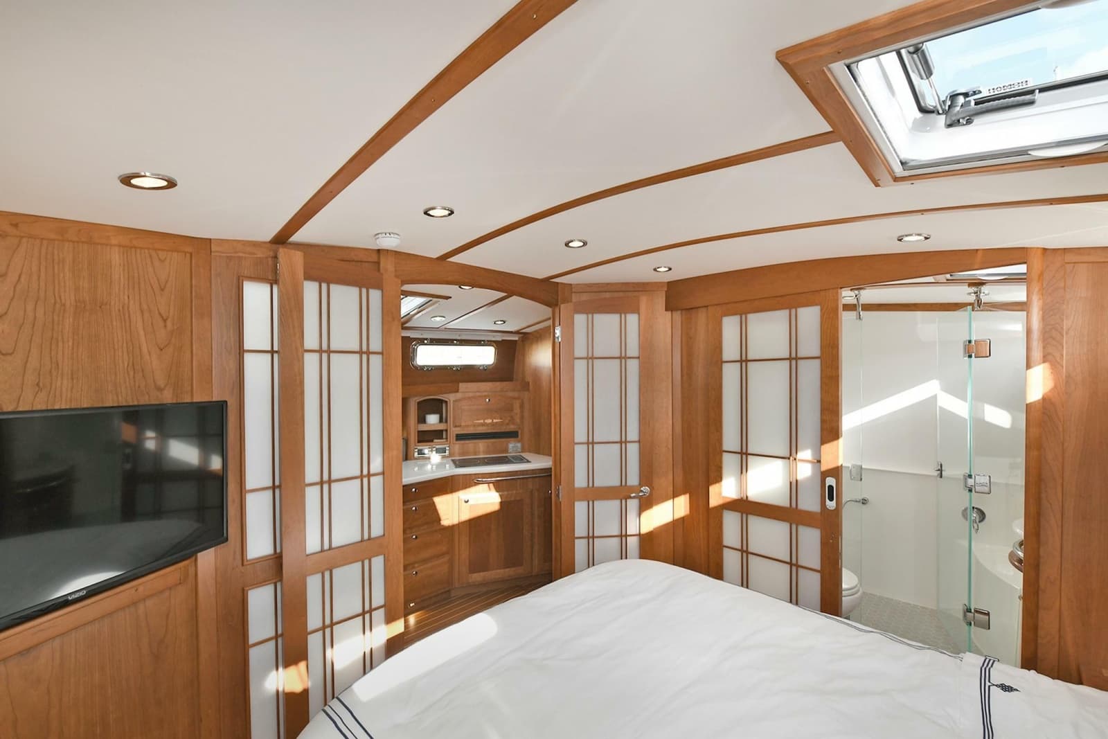 2021 Sabre 48 Salon Express - Photo 93
