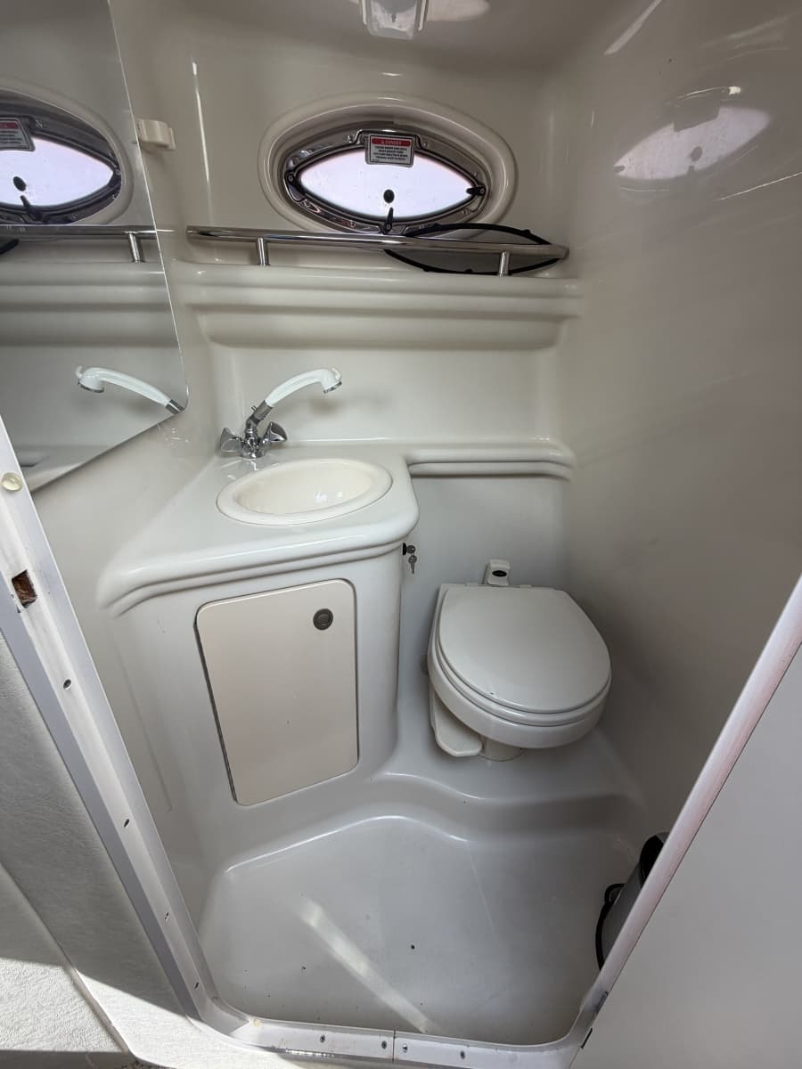 2006 Sea Ray Sundancer 260 - Photo 14