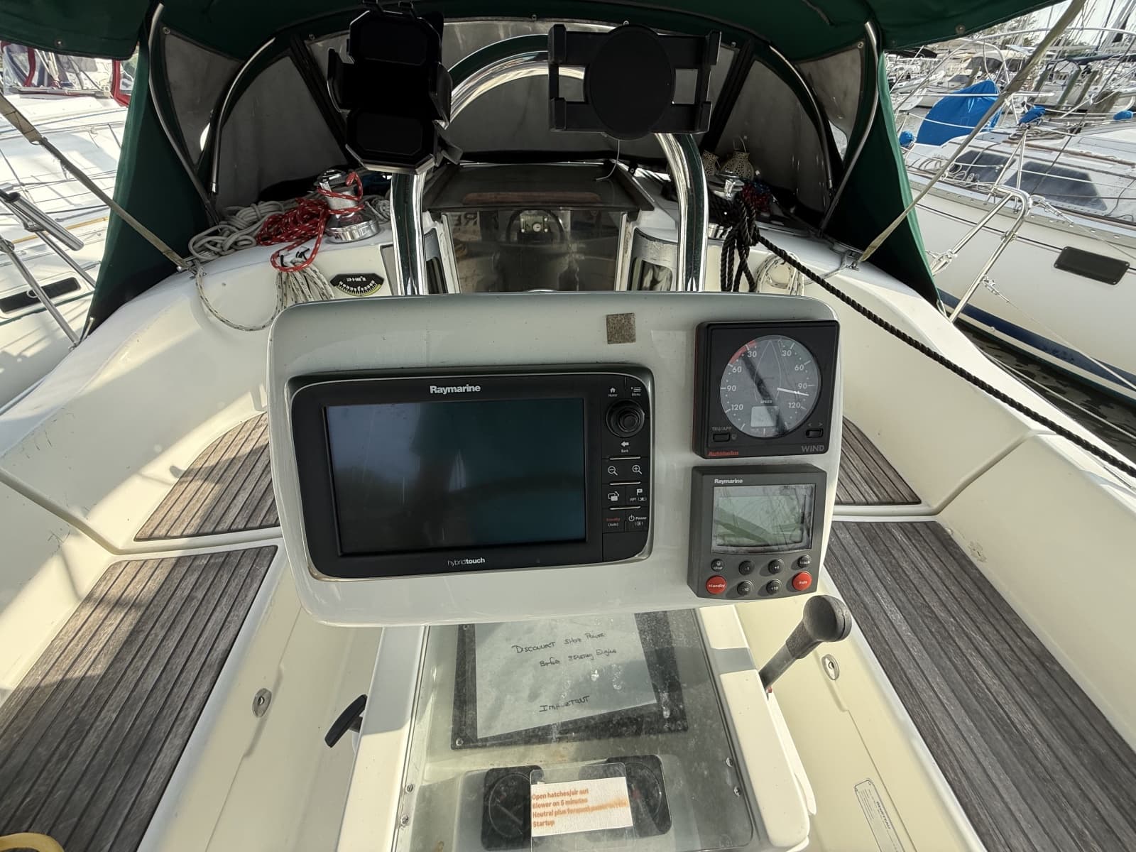 1996 Beneteau 351 - Photo 7