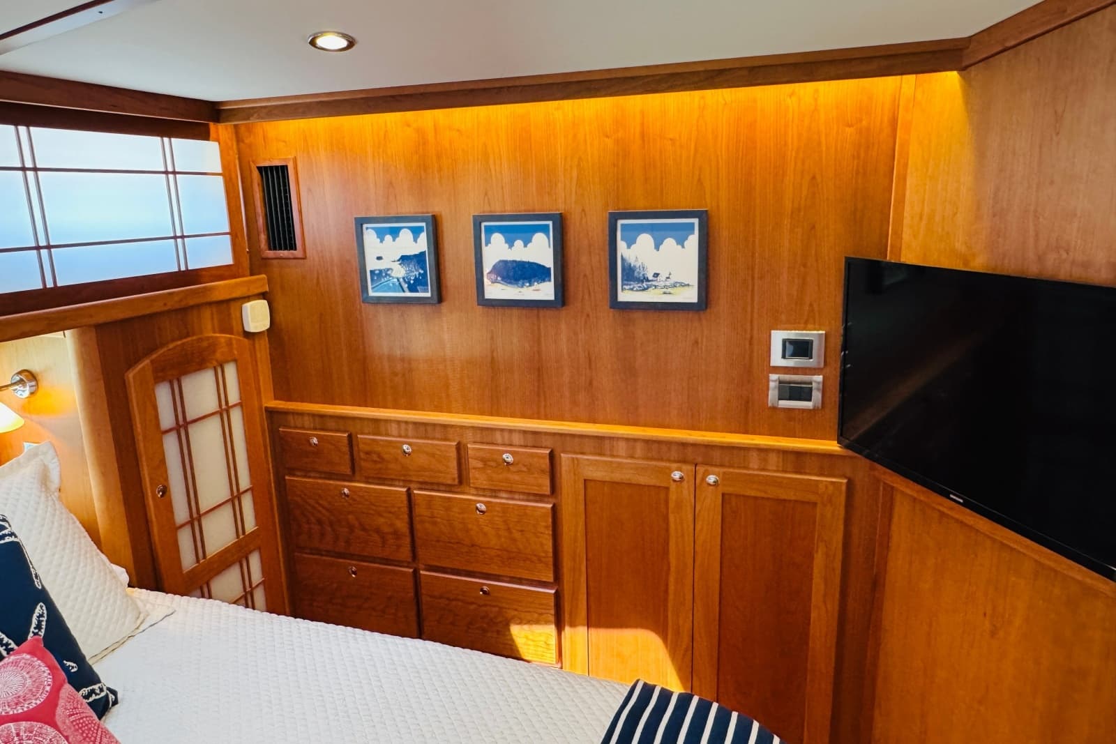 2024 Sabre 48 Salon Express - Photo 87