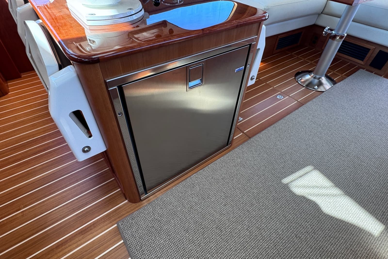 2024 Sabre 48 Salon Express - Photo 34