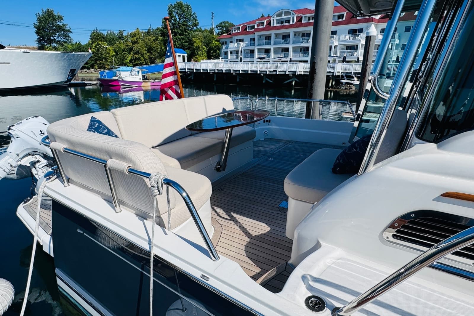 2024 Sabre 48 Salon Express - Photo 75