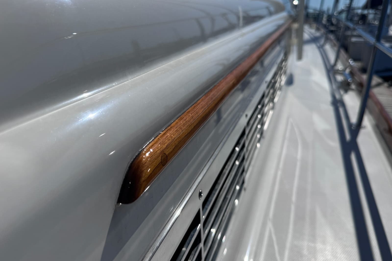2024 Sabre 48 Salon Express - Photo 46
