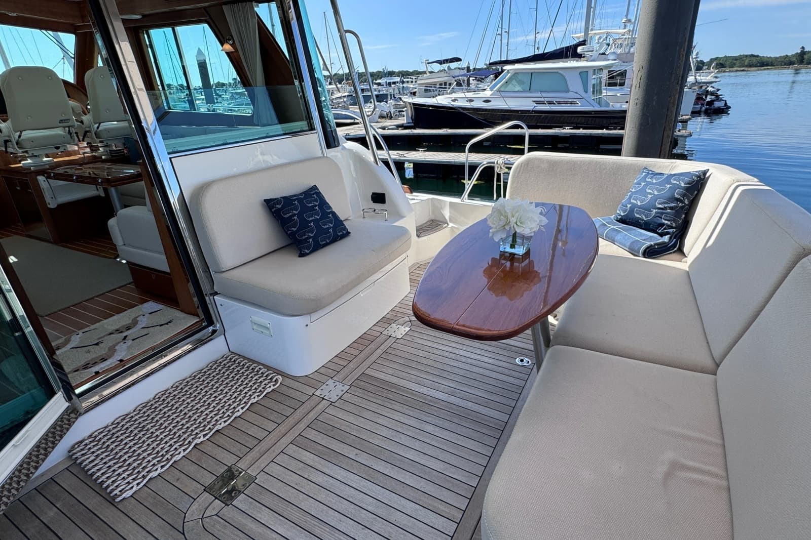 2024 Sabre 48 Salon Express - Photo 42