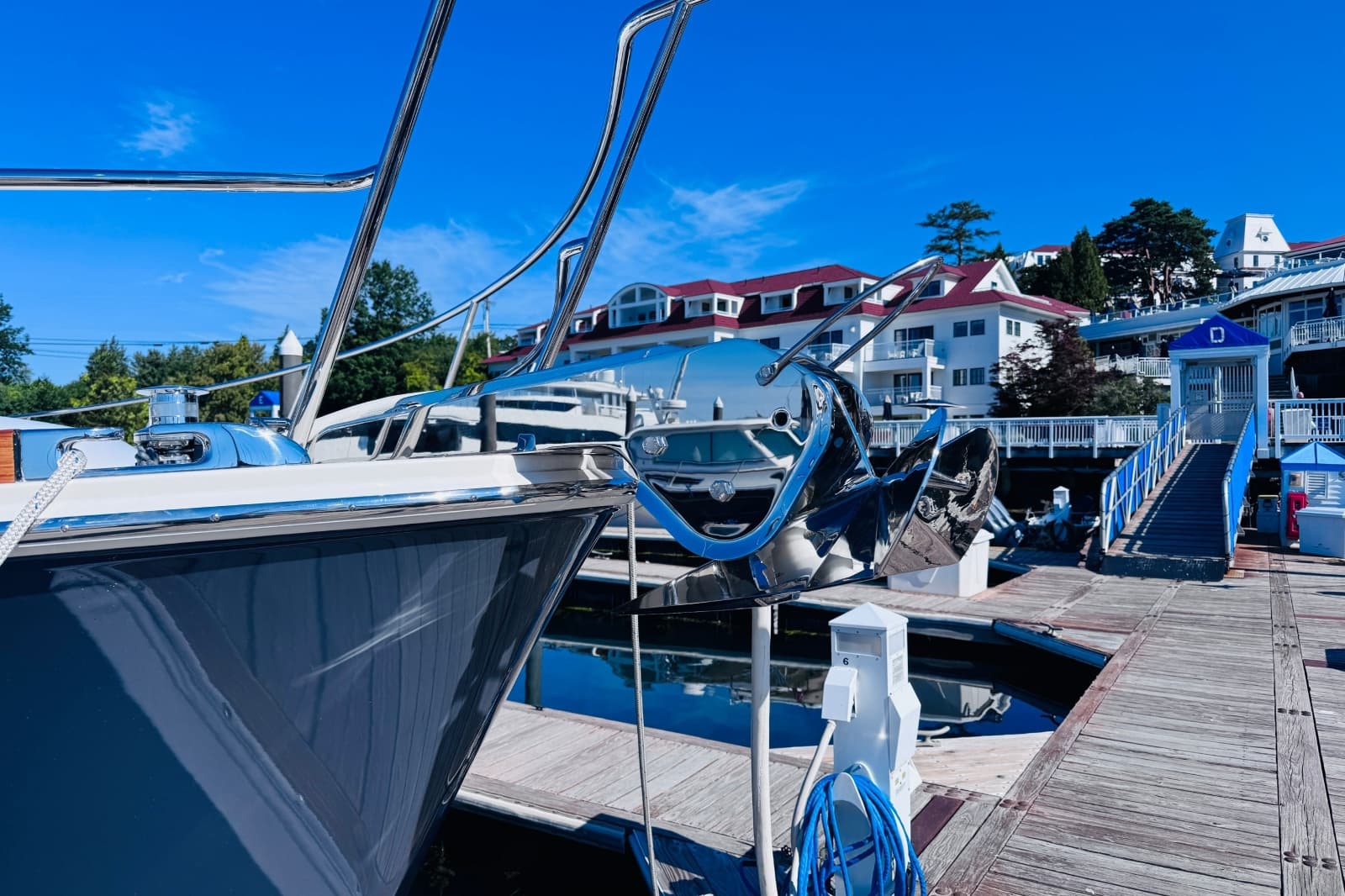 2024 Sabre 48 Salon Express - Photo 2