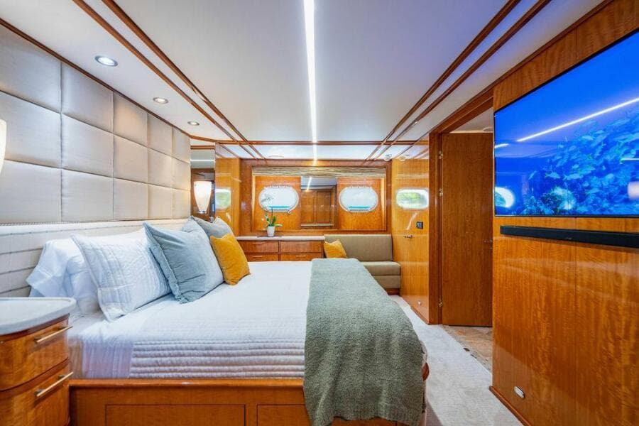 2001 Intermarine  - Photo 12
